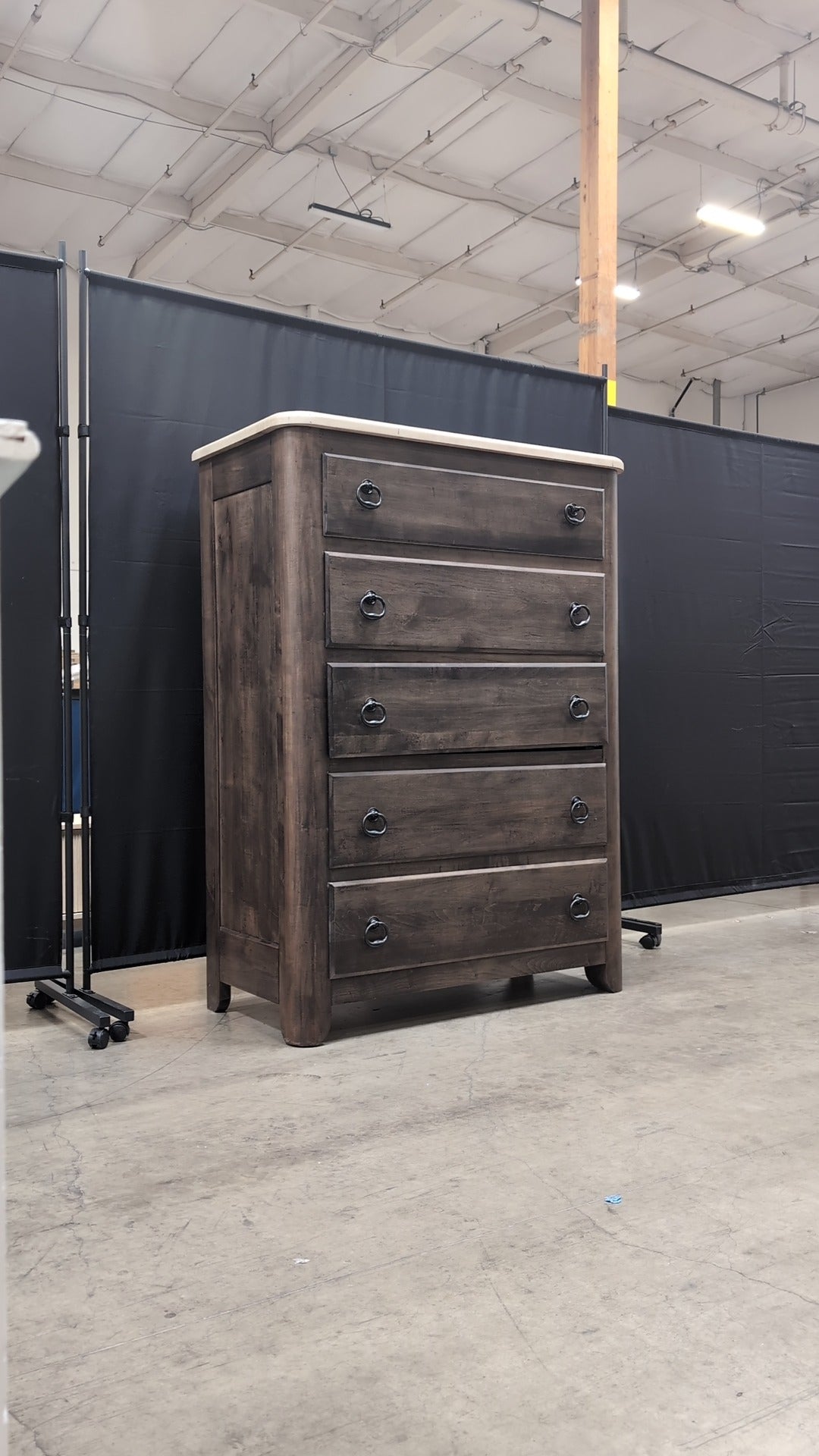 Bassett Furniture Five-Drawer Dark Wood Chest 20150251