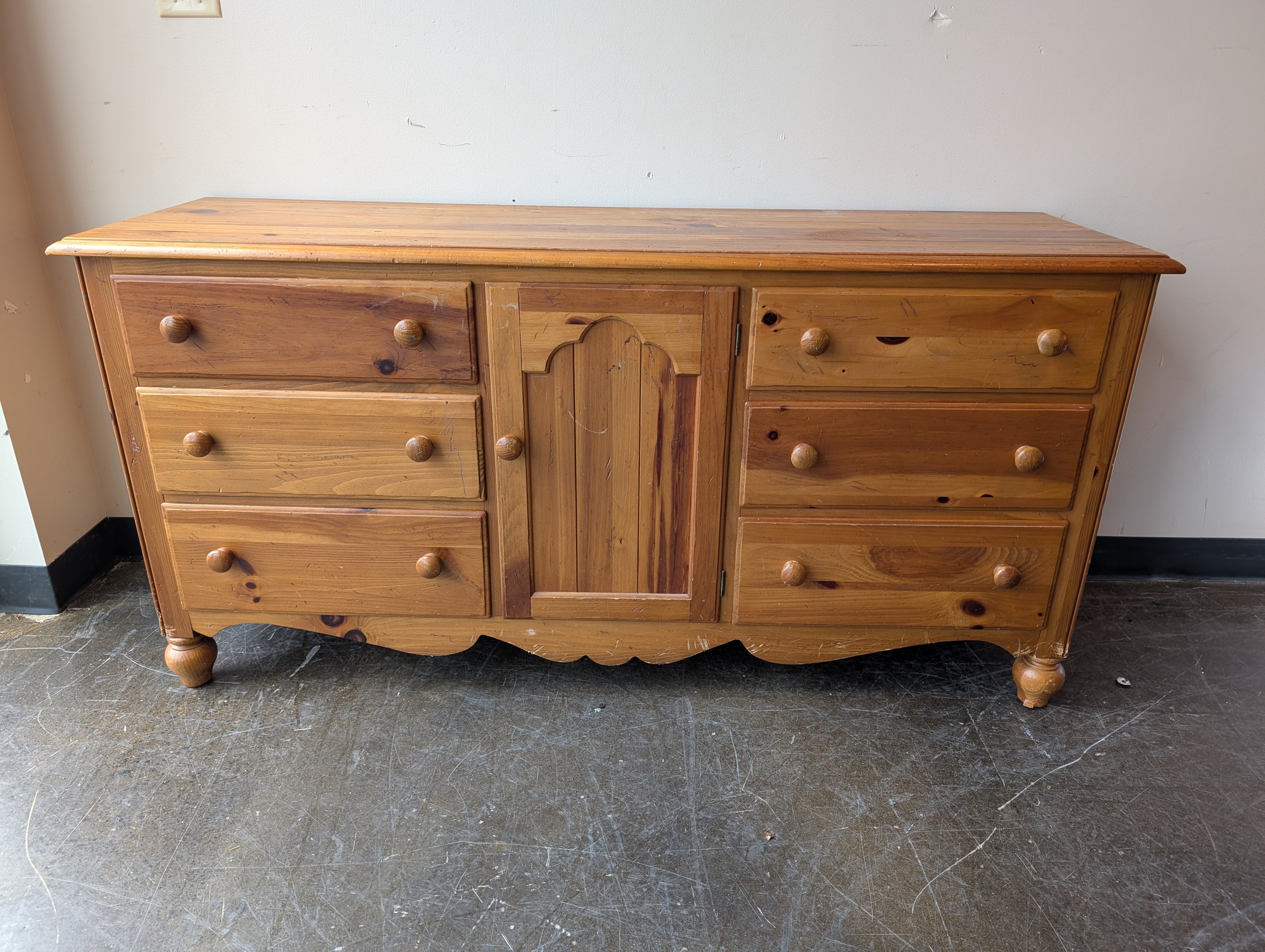 Solid Wood Ethan Allen Dresser with Central Cabinet