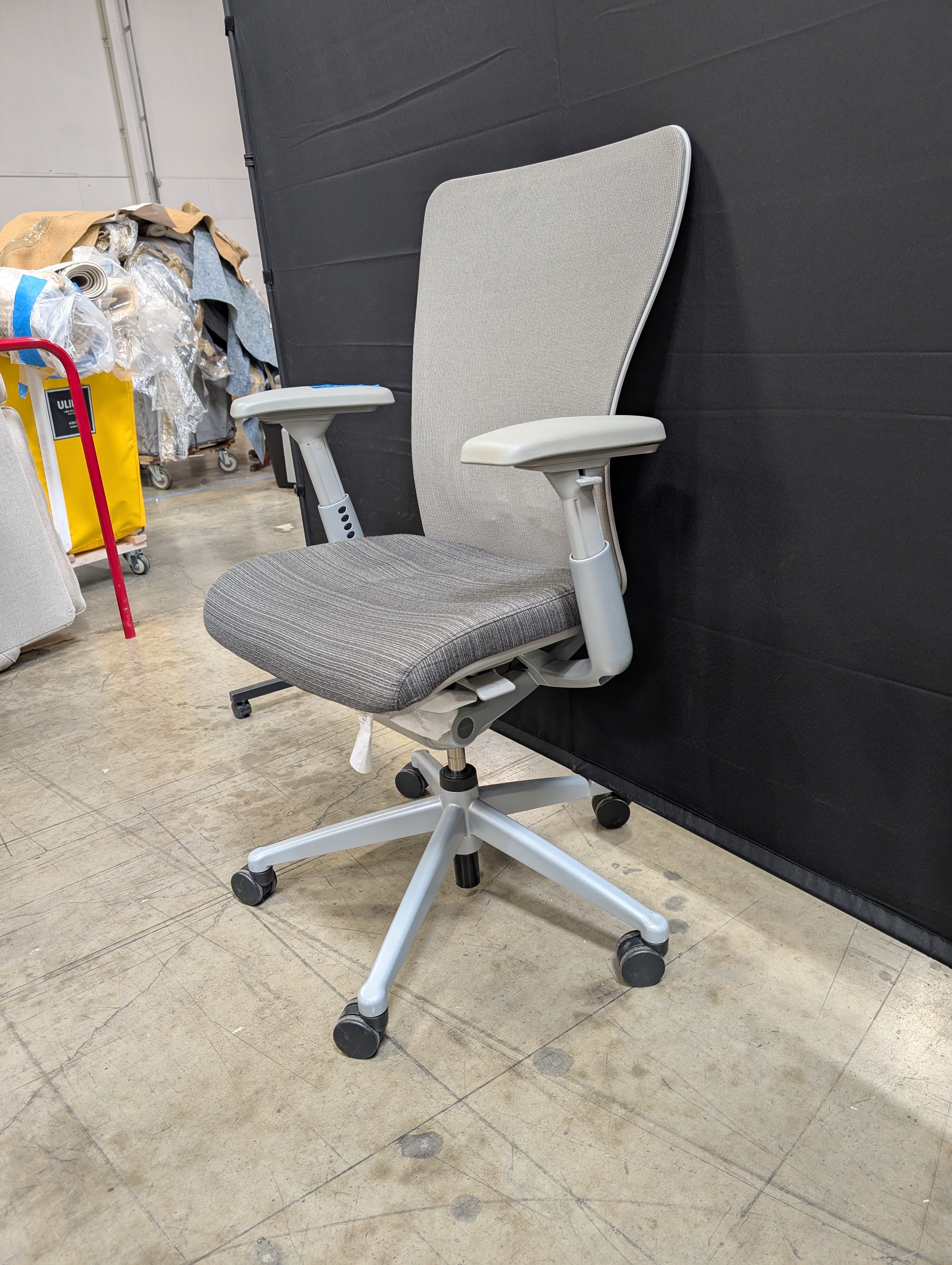 Modern Ergonomic Mesh Back Office Desk Chair