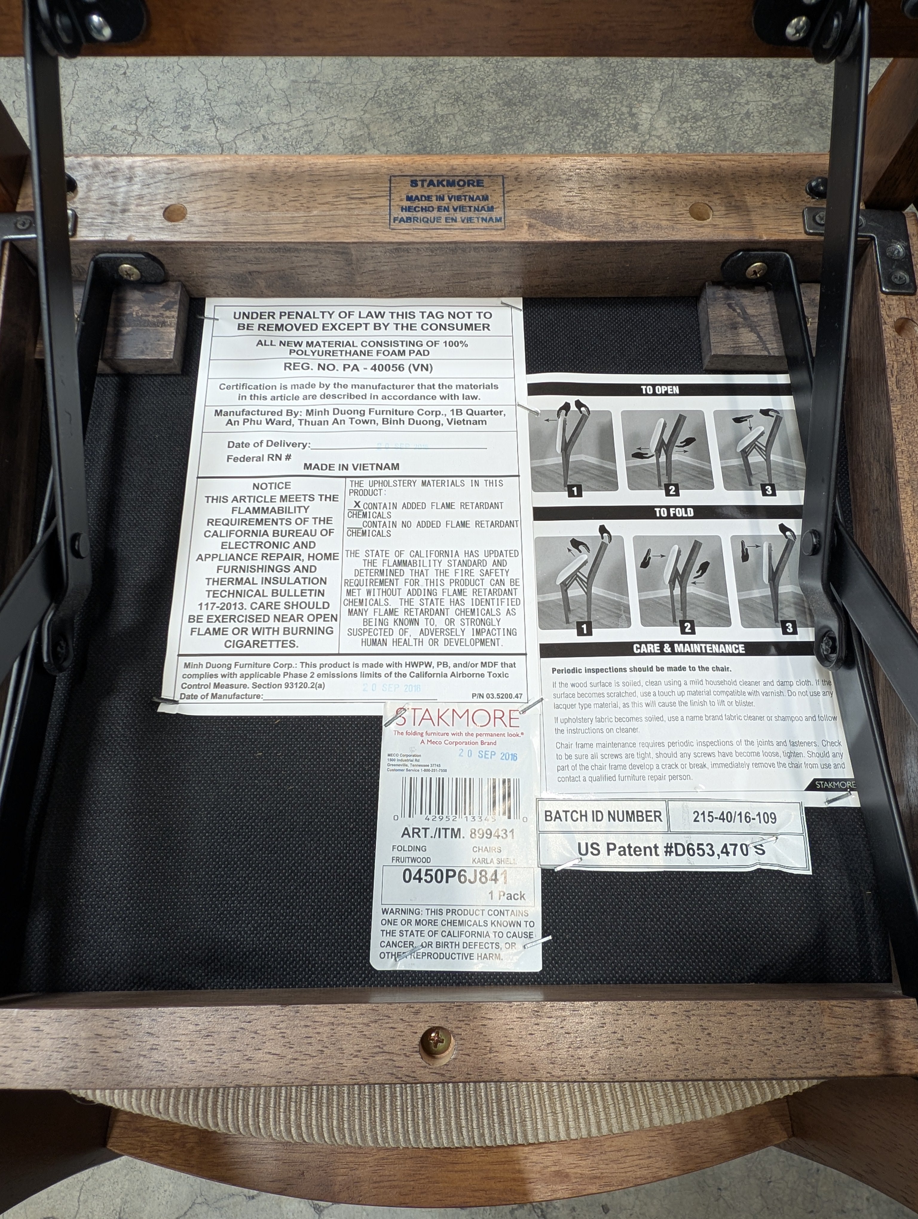 Set of Four - STAKMORE Folding Chairs