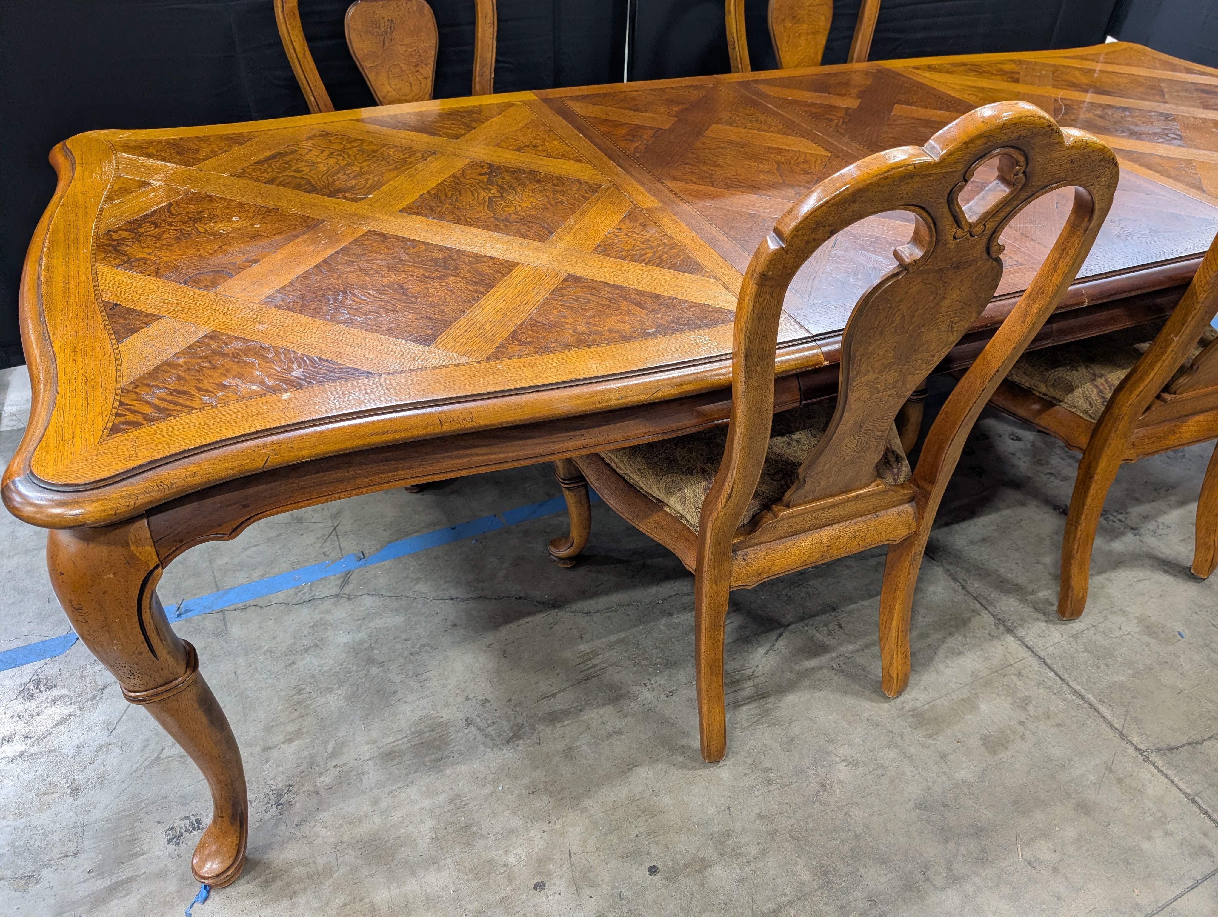Ornate Inlaid Wood Thomasville Dining Table with Matching Chairs