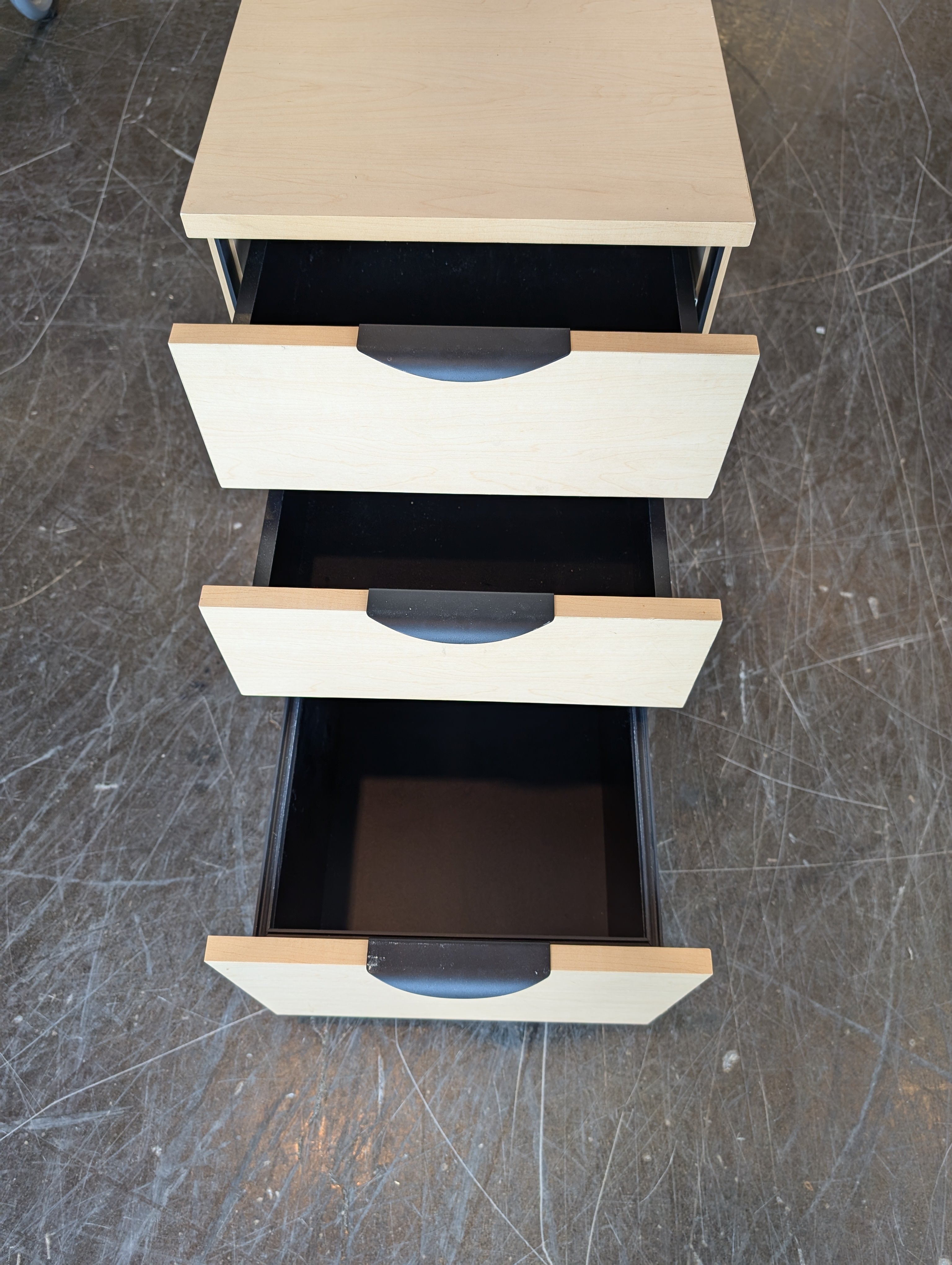 Light Wood Office Storage Drawers