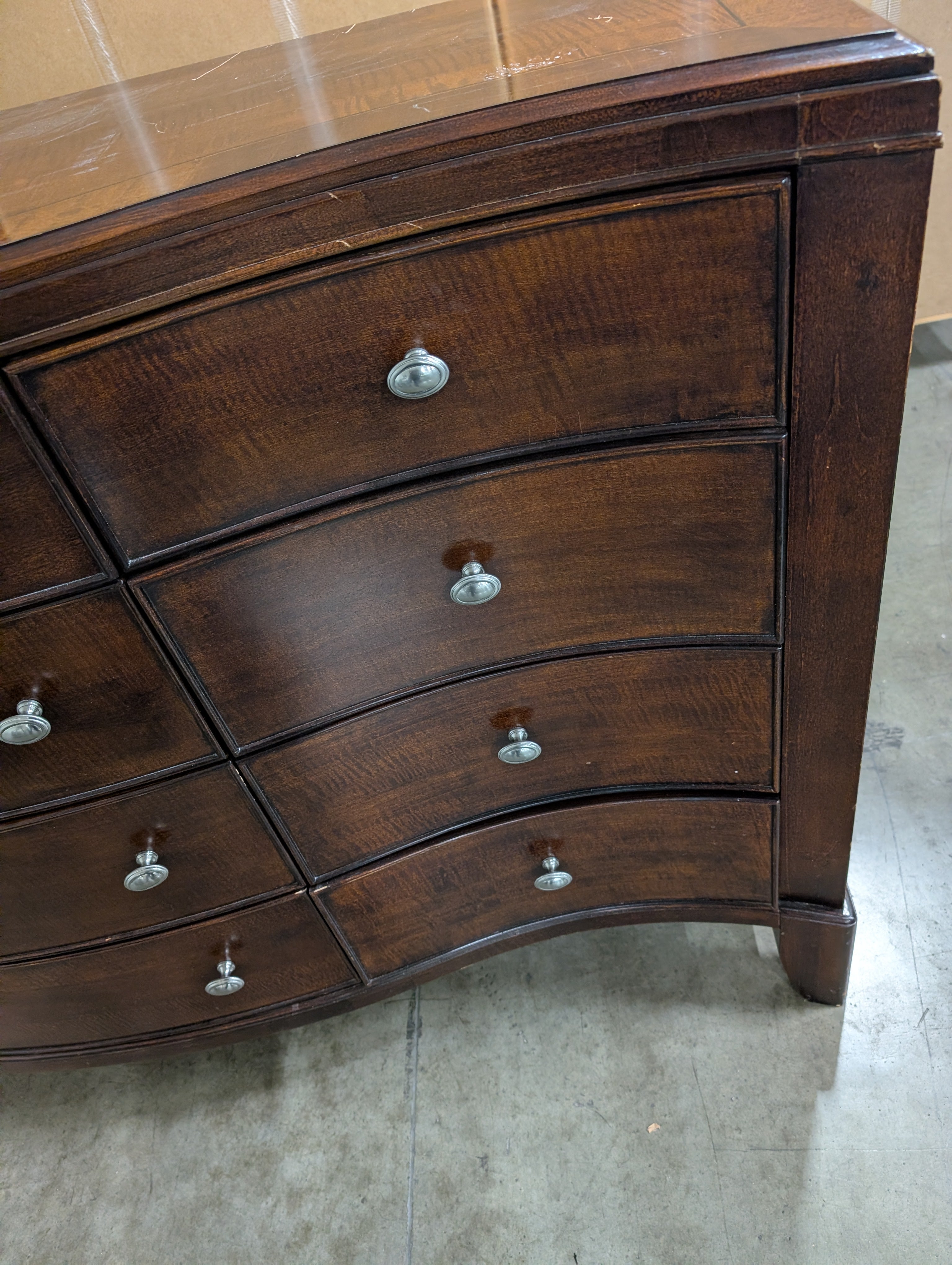 Curved Hardwood Twelve drawers mirror Dresser with Mirror