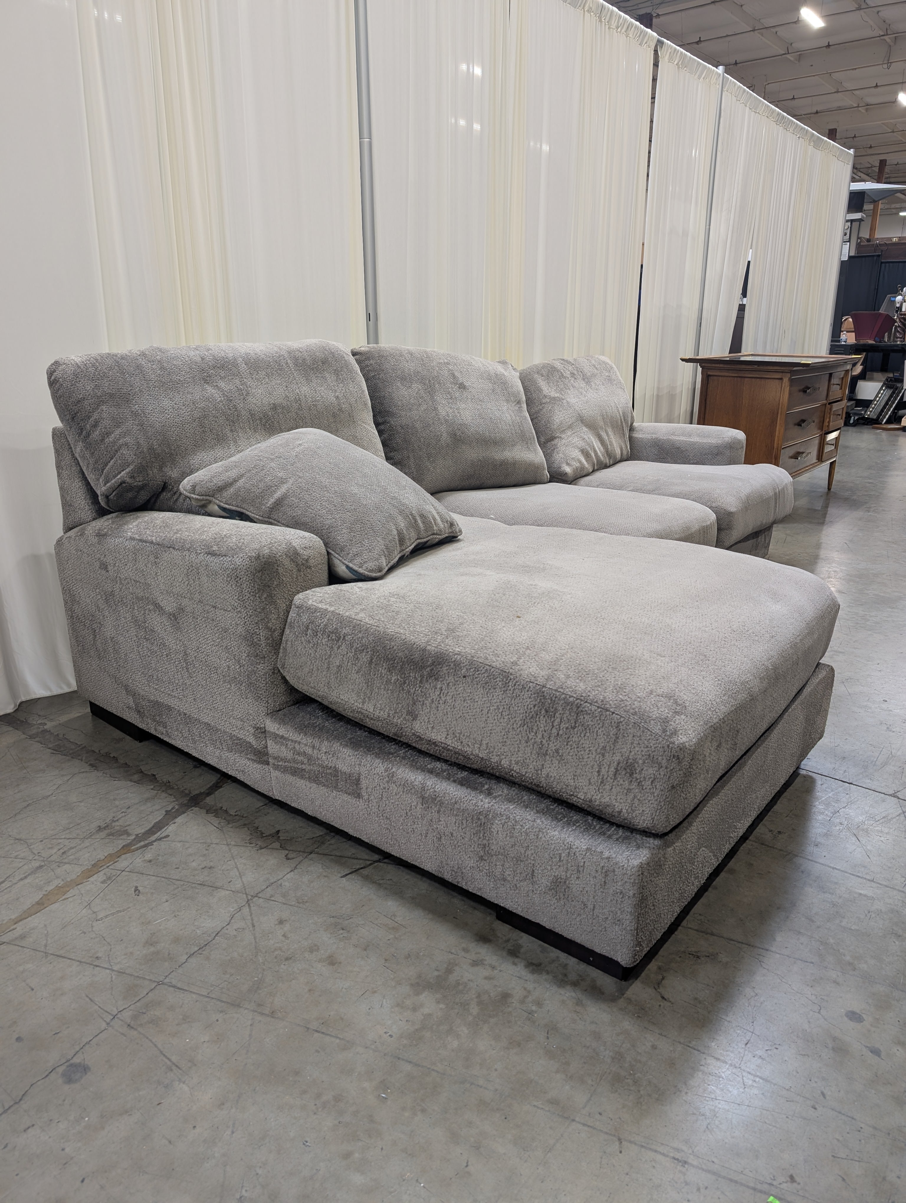 Ashley Furniture Textured Light Grey Sectional Couch in Upholstery