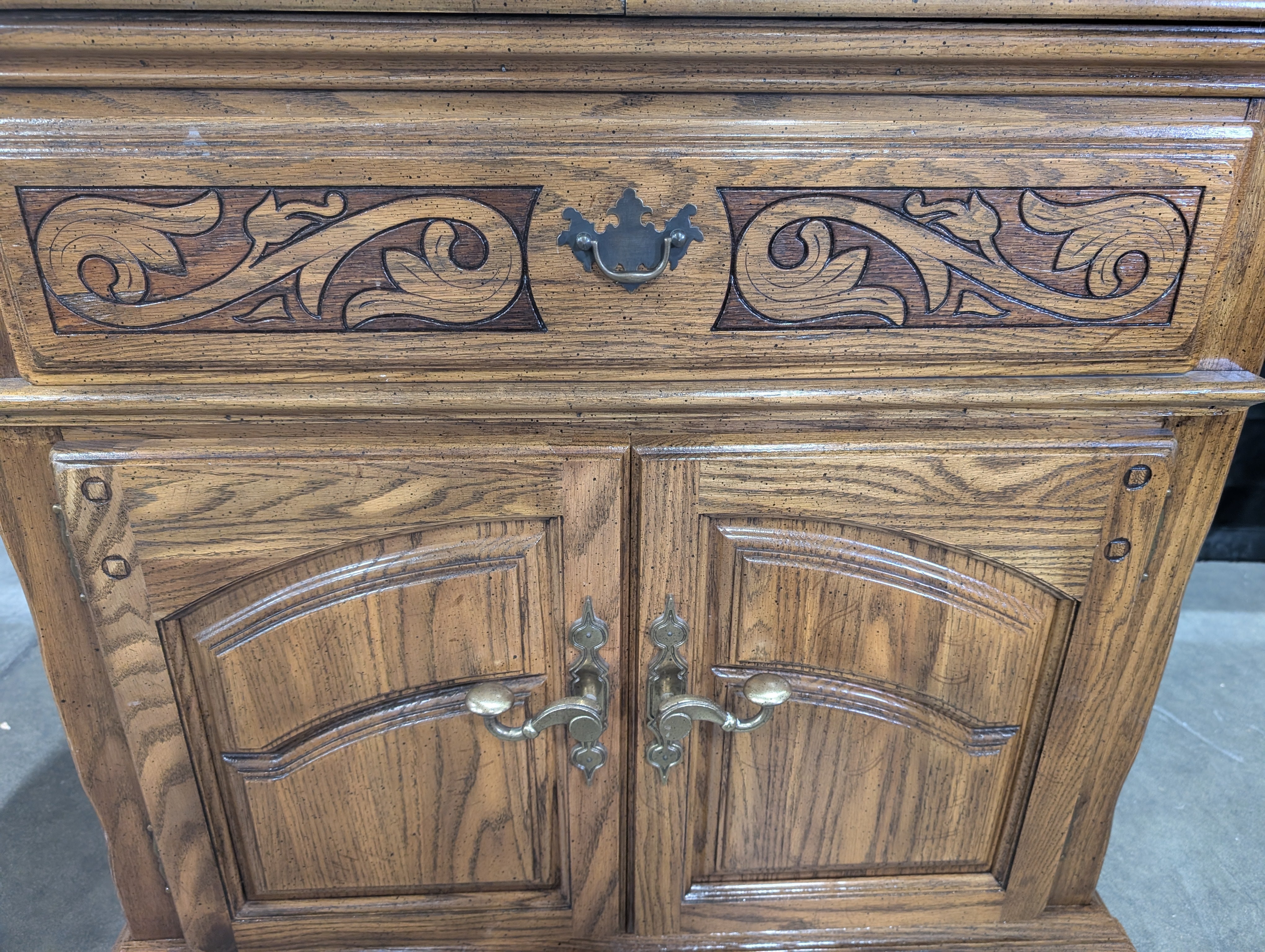 American Drew Flip-top Buffet Server