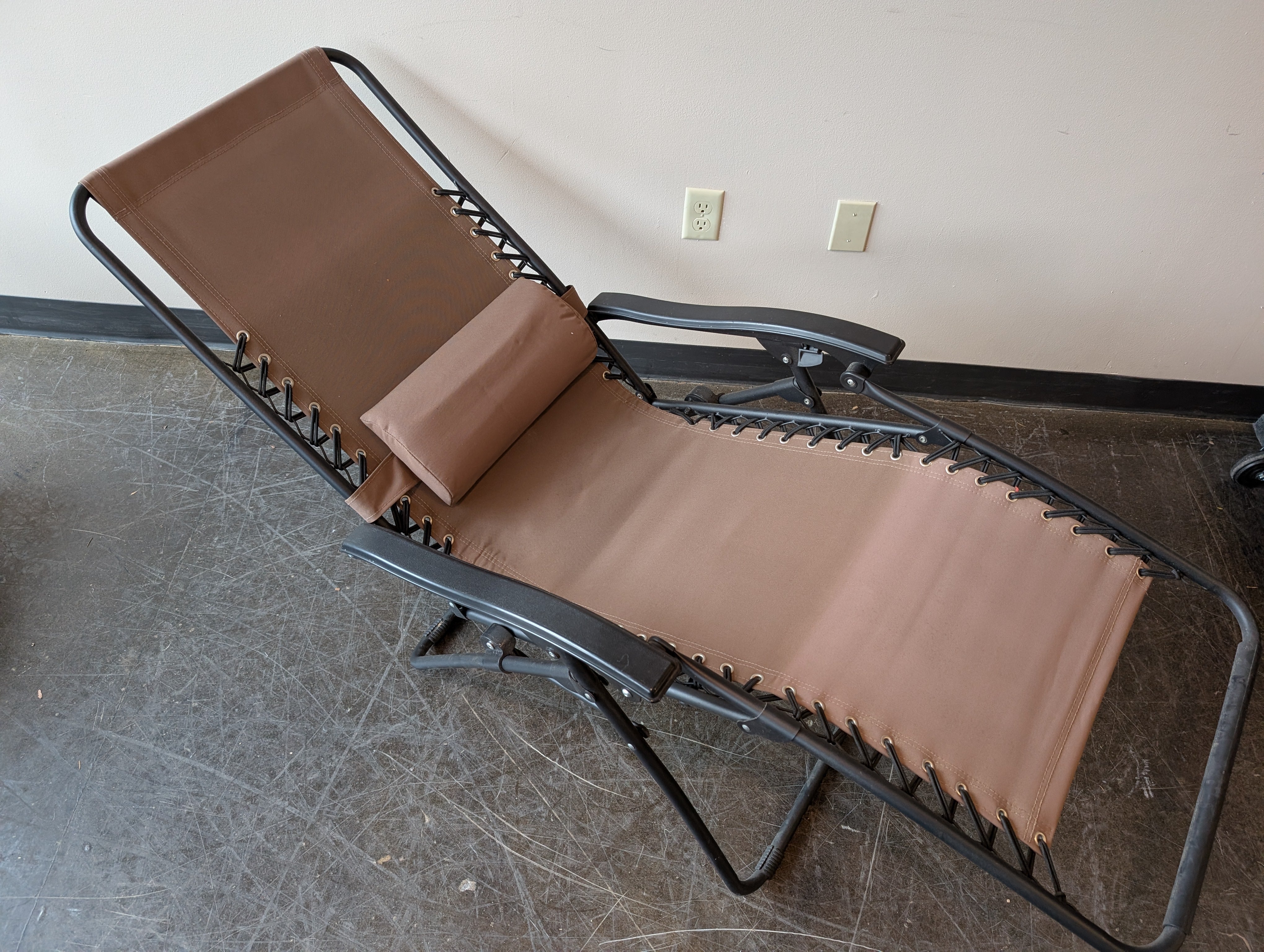 Folding Outdoor Zero Gravity Chair