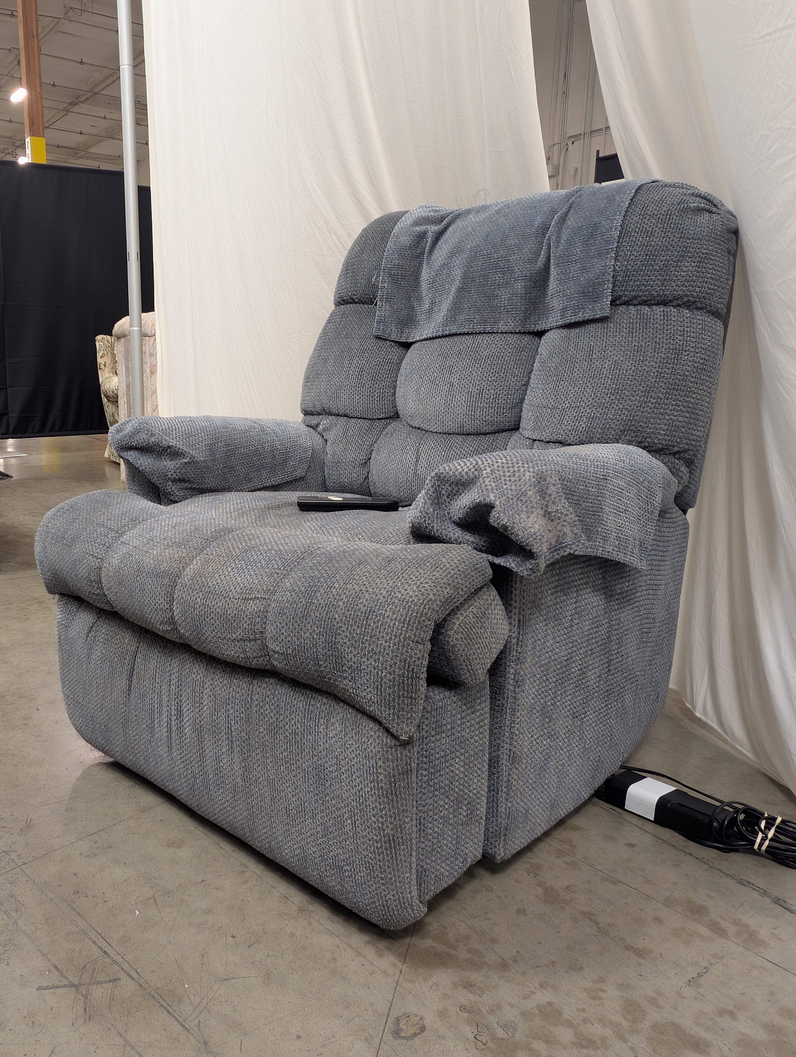 Comfortable Grey Fabric Power Recliner Chair