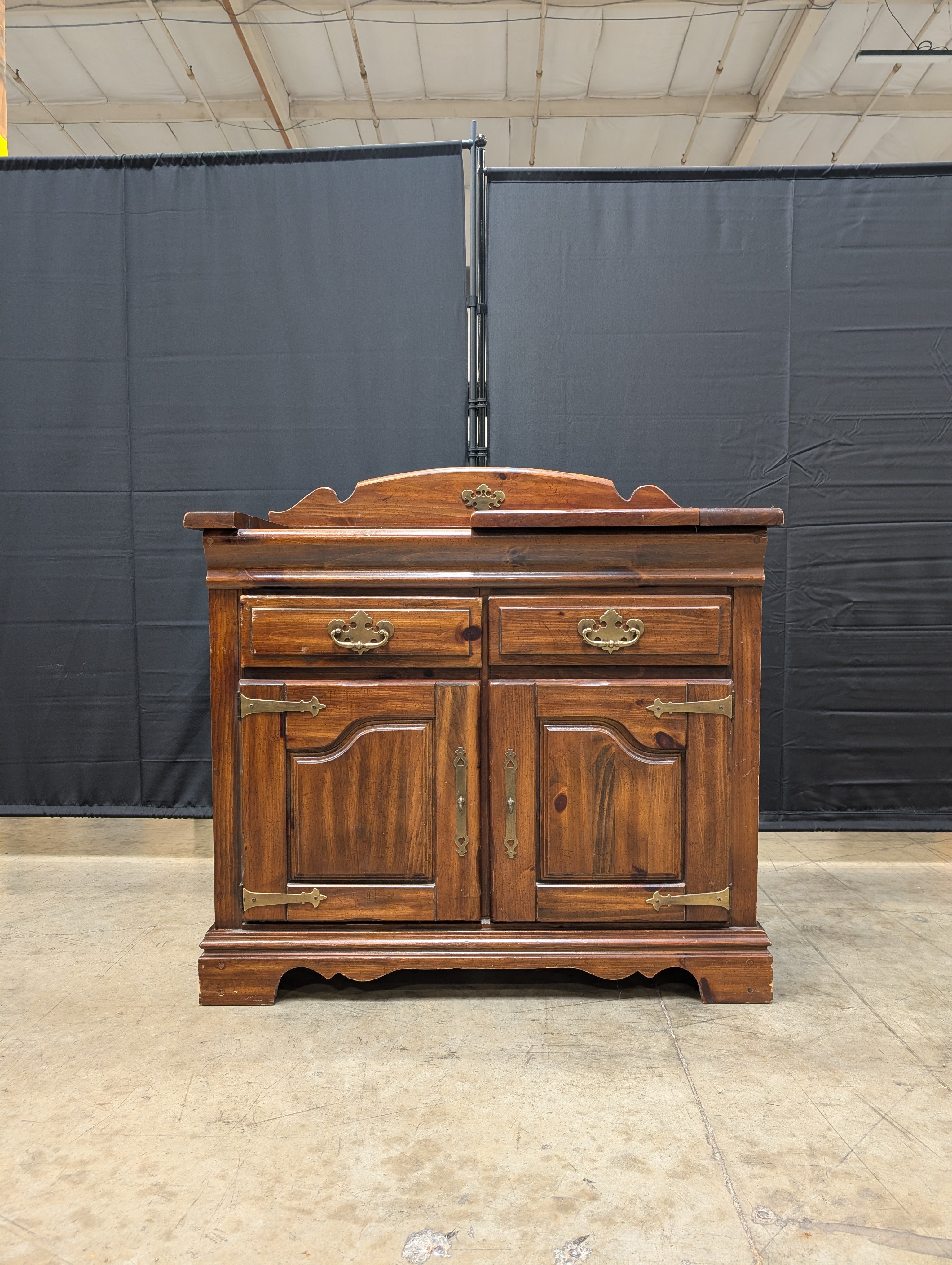 Rustic Pine Washstand Cabinet with Brass-Toned Hardware