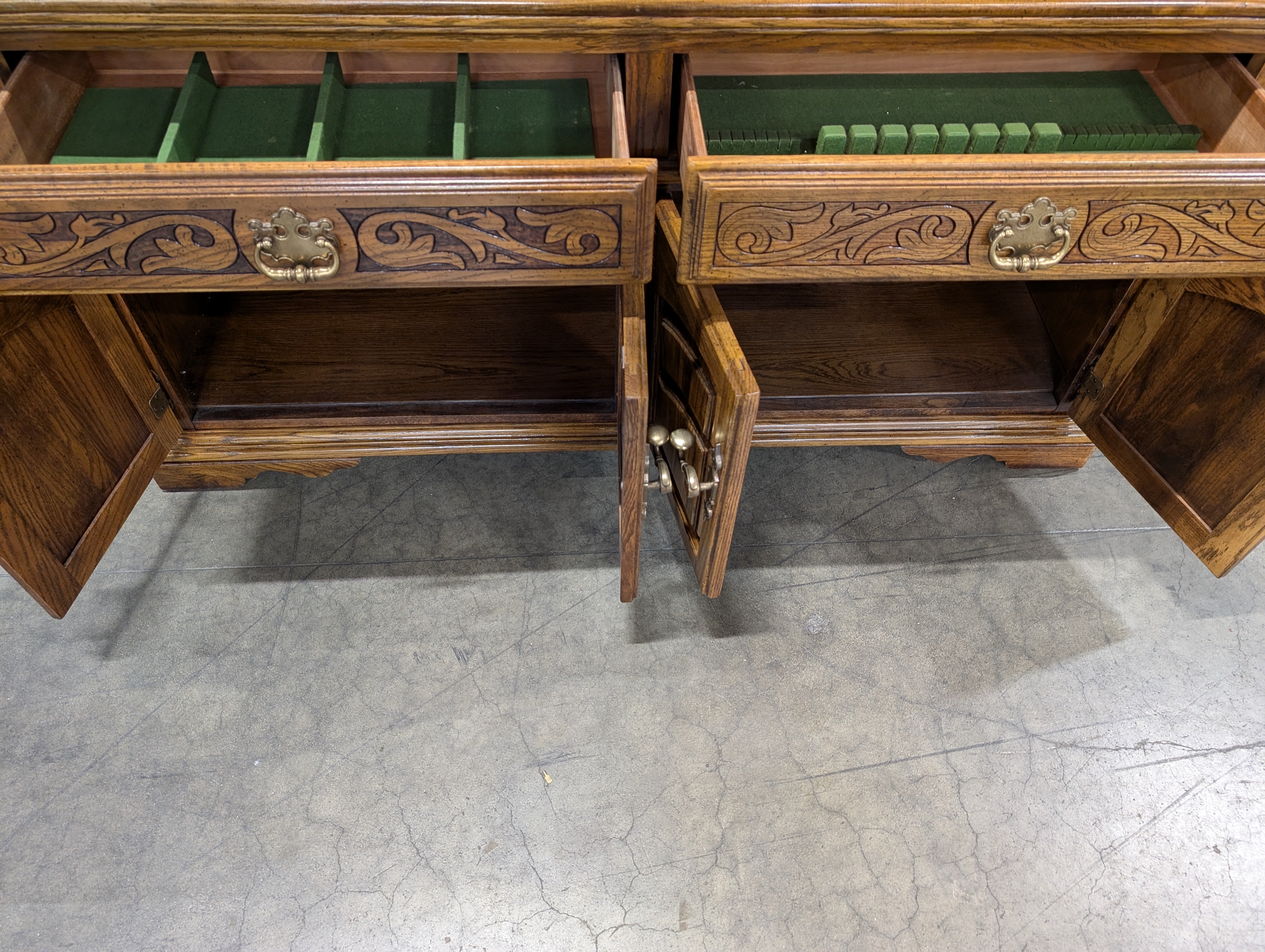 Lighted American Drew Tanglewood Display Hutch - Excellent Condition