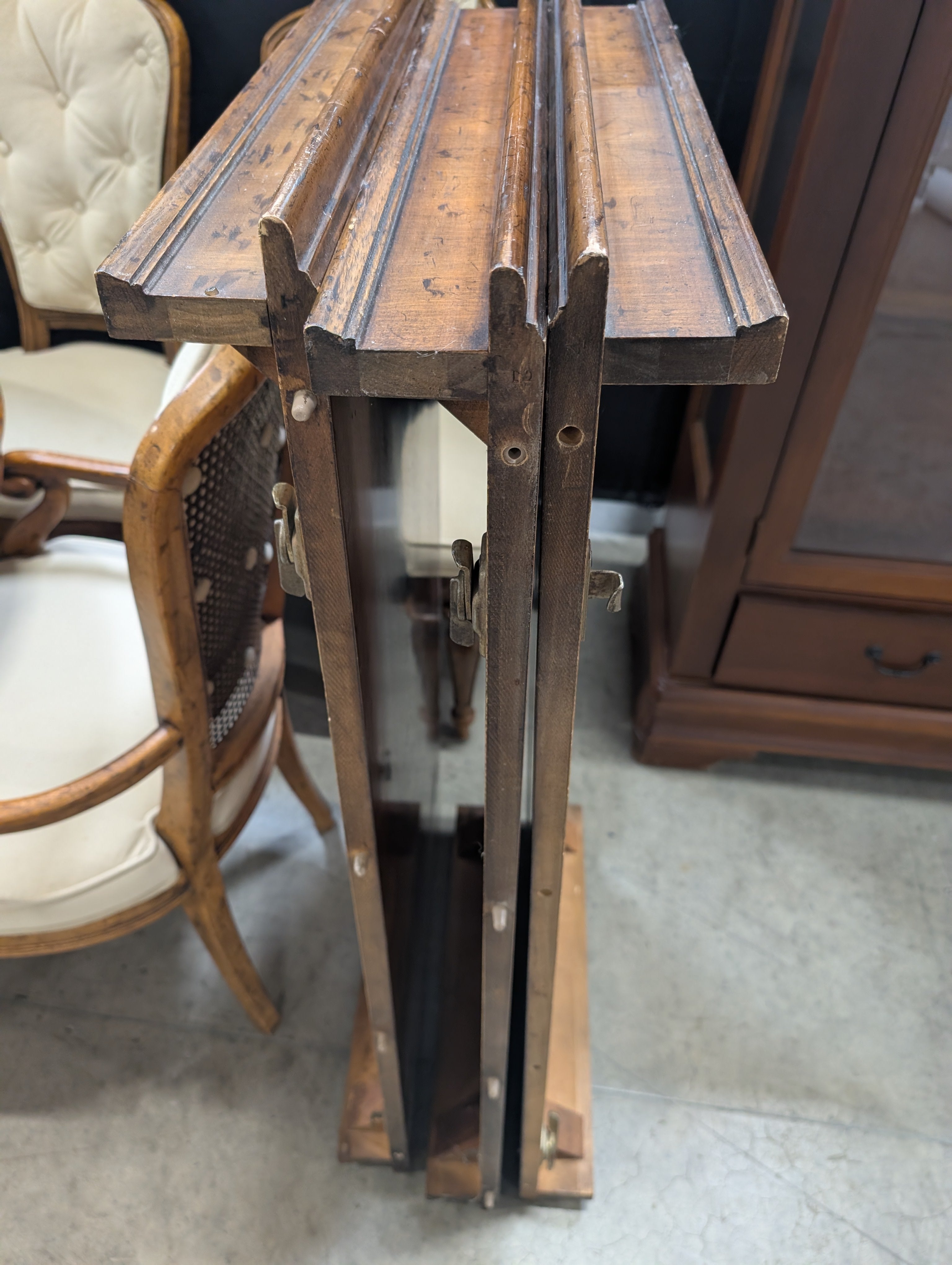 Traditional Carved Wood Dining Table with Eight Upholstered Chairs and Three Leafs