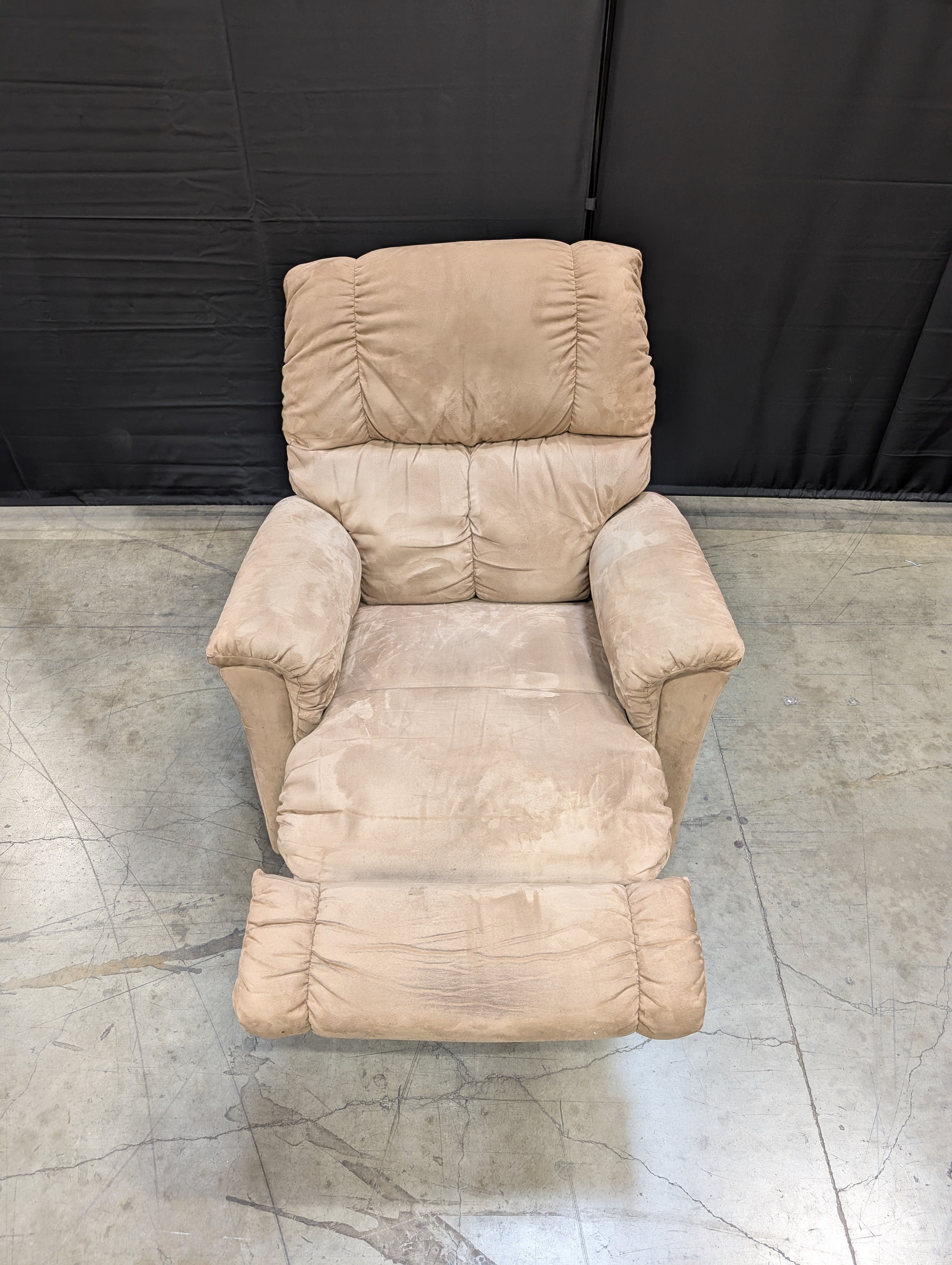 Plush LaZboy Recliner Chair