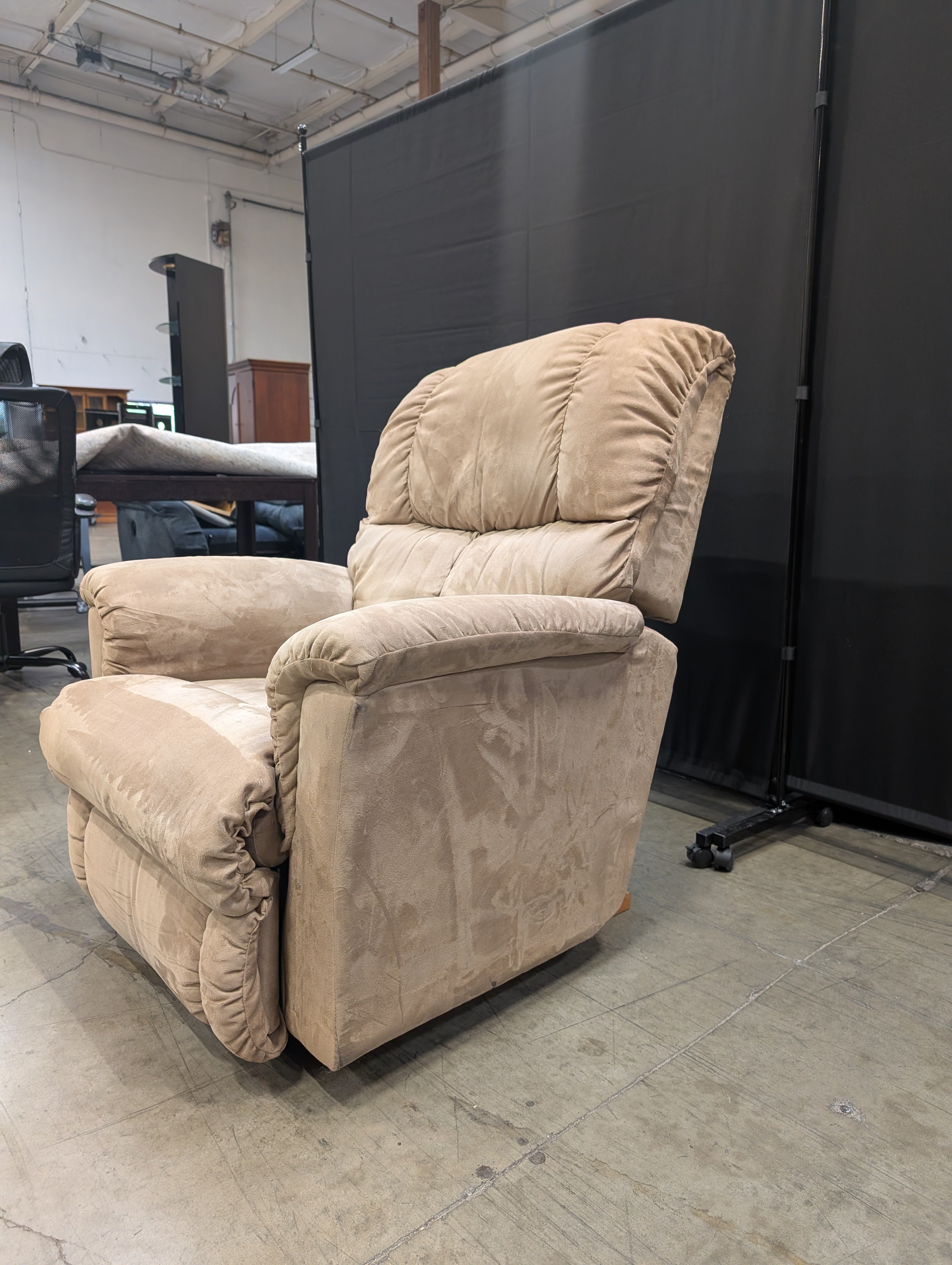Plush LaZboy Recliner Chair
