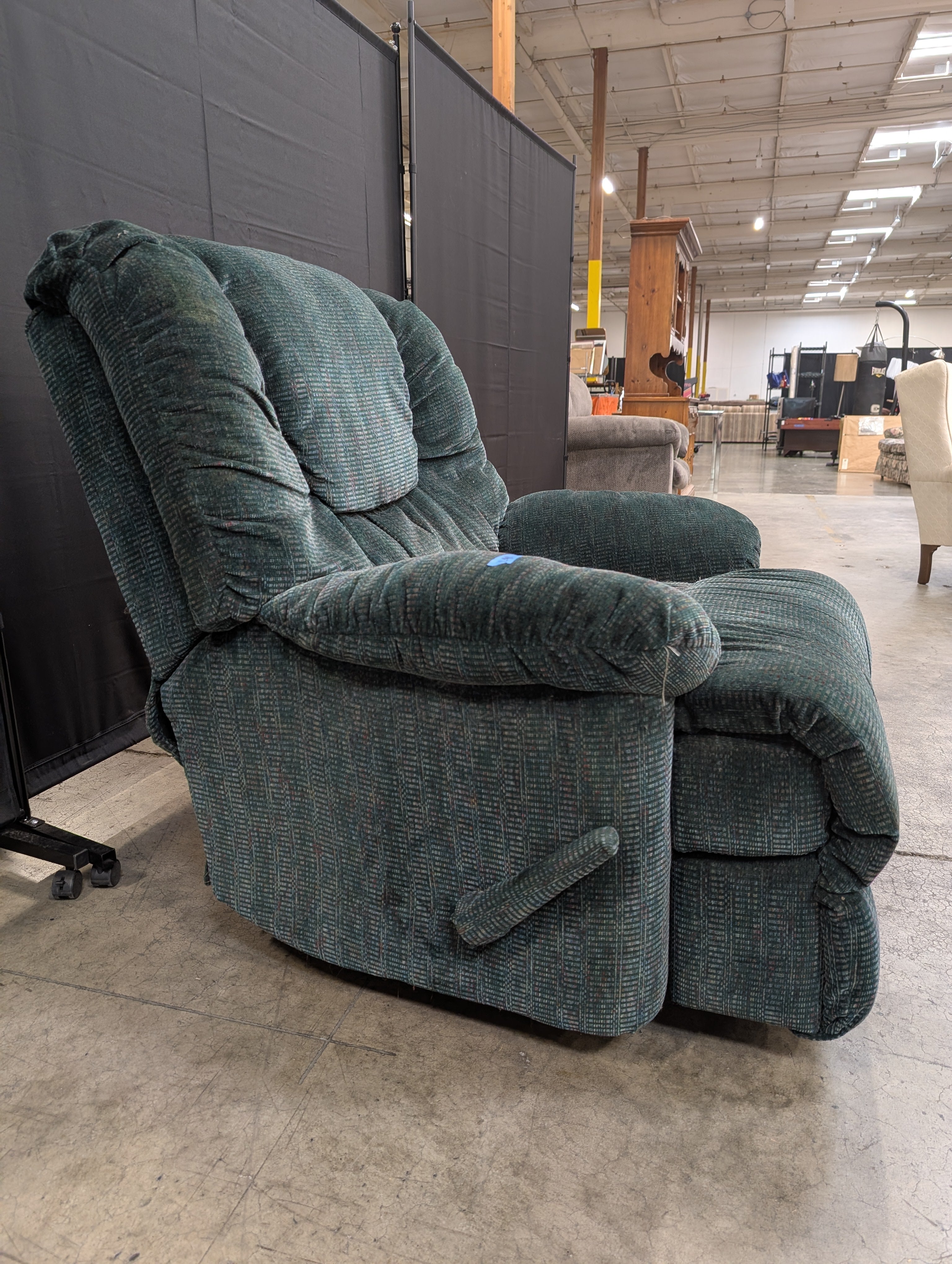 Plush Forest Green Recliner Armchair
