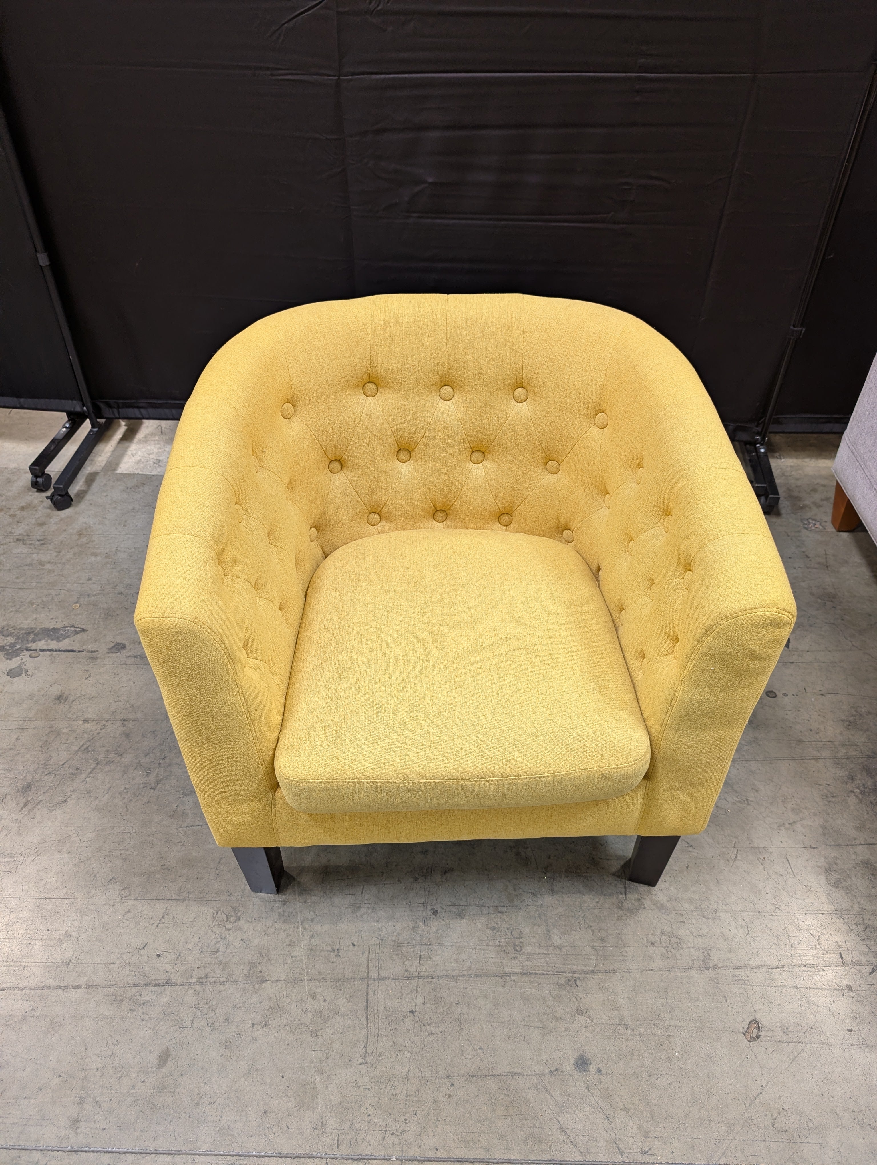 Vibrant Yellow Tufted Upholstered Accent Chair