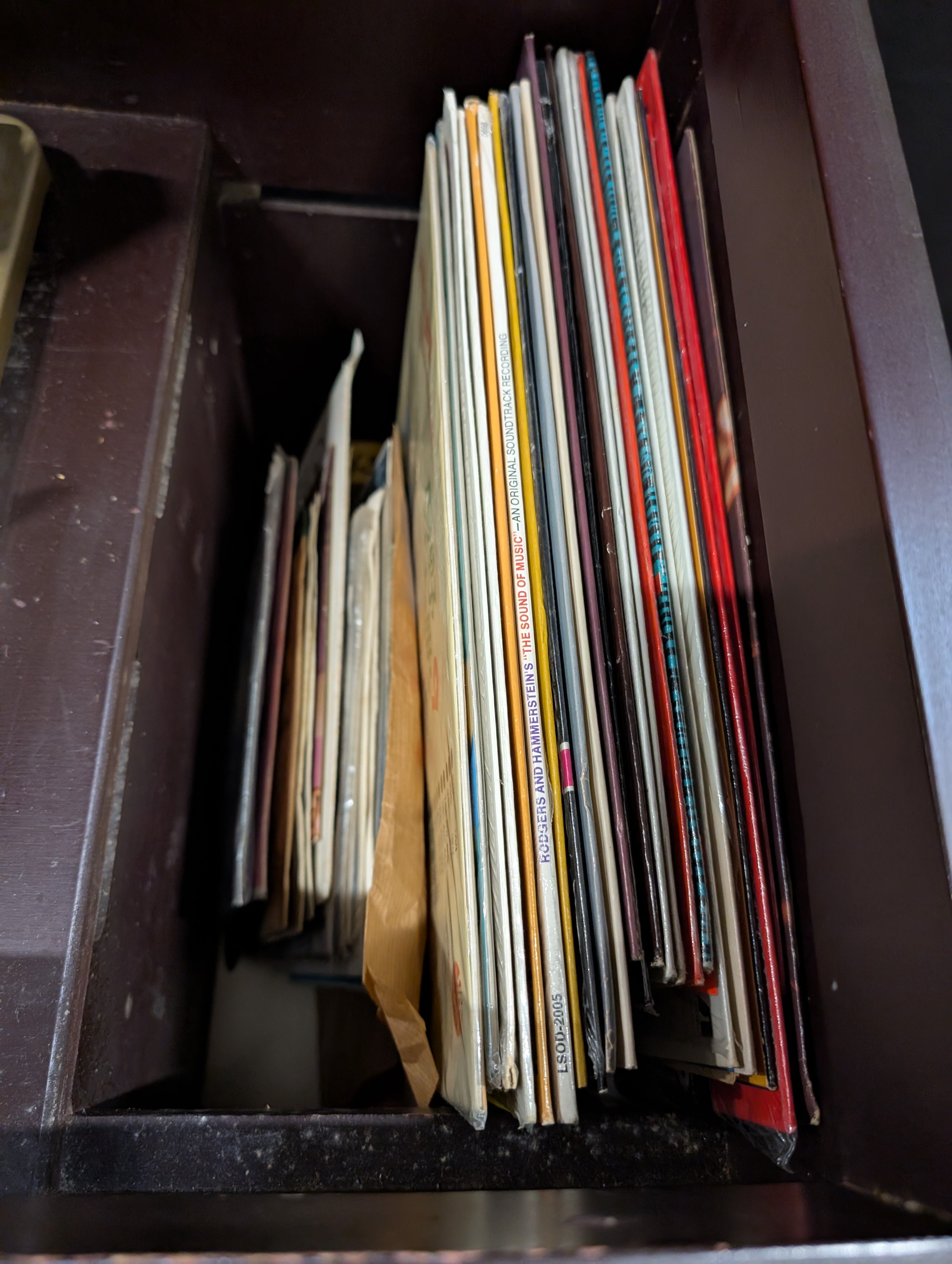 Sylvania Record Player with Record Storage