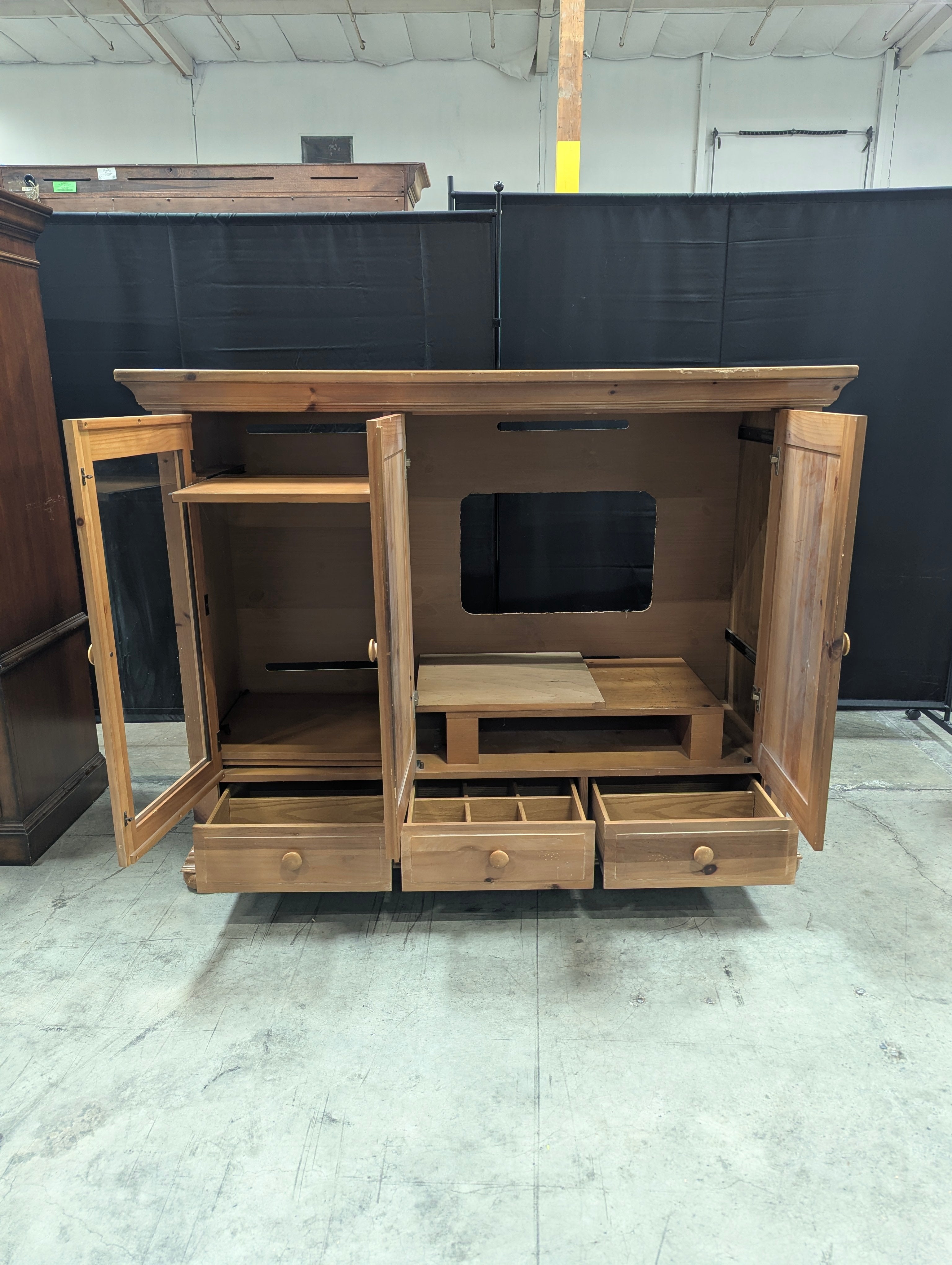 Light Pine Wood Three-Door TV console with Glass Panel