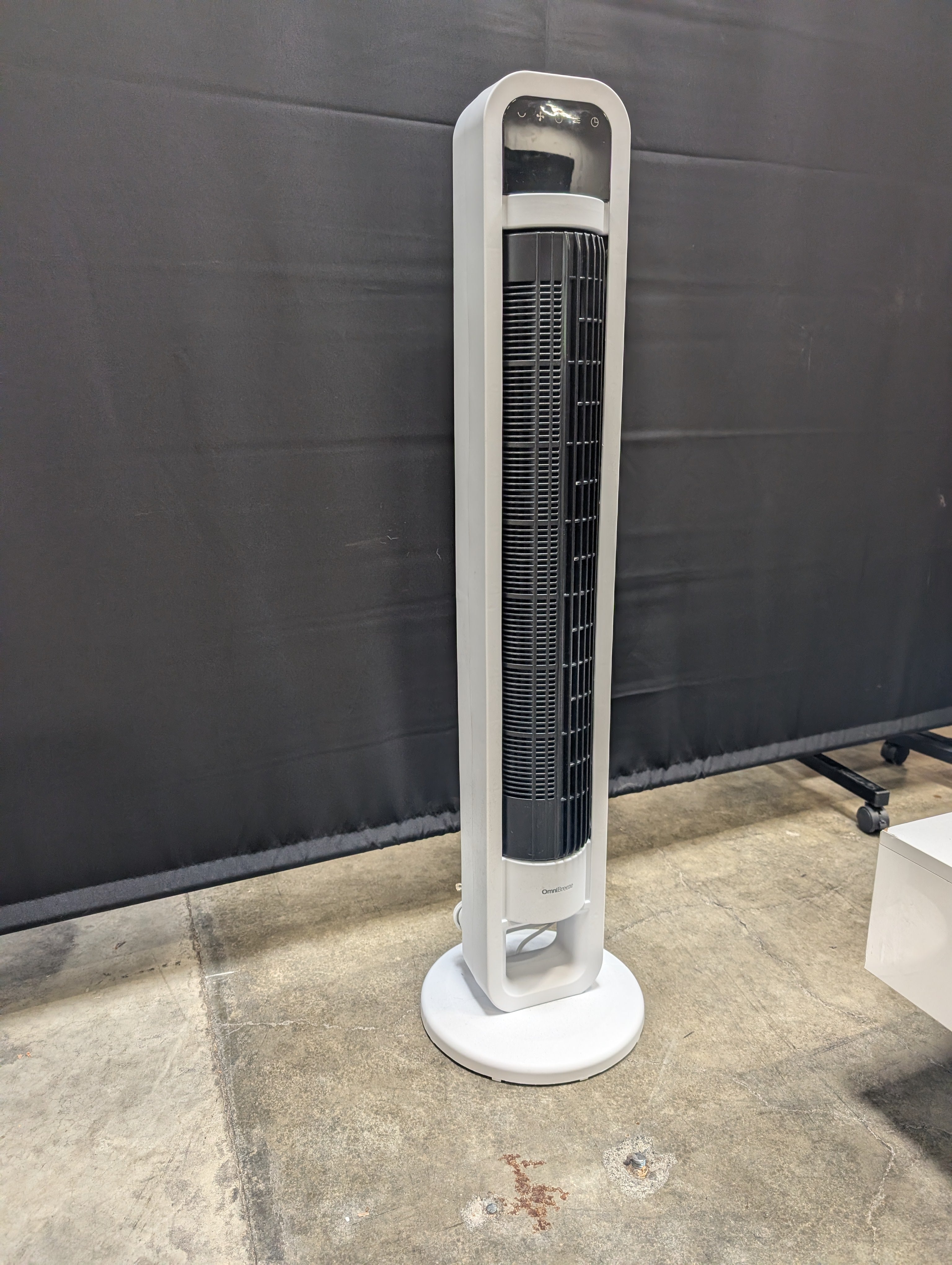 Modern White Oscillating Tower Fan with Remote Control