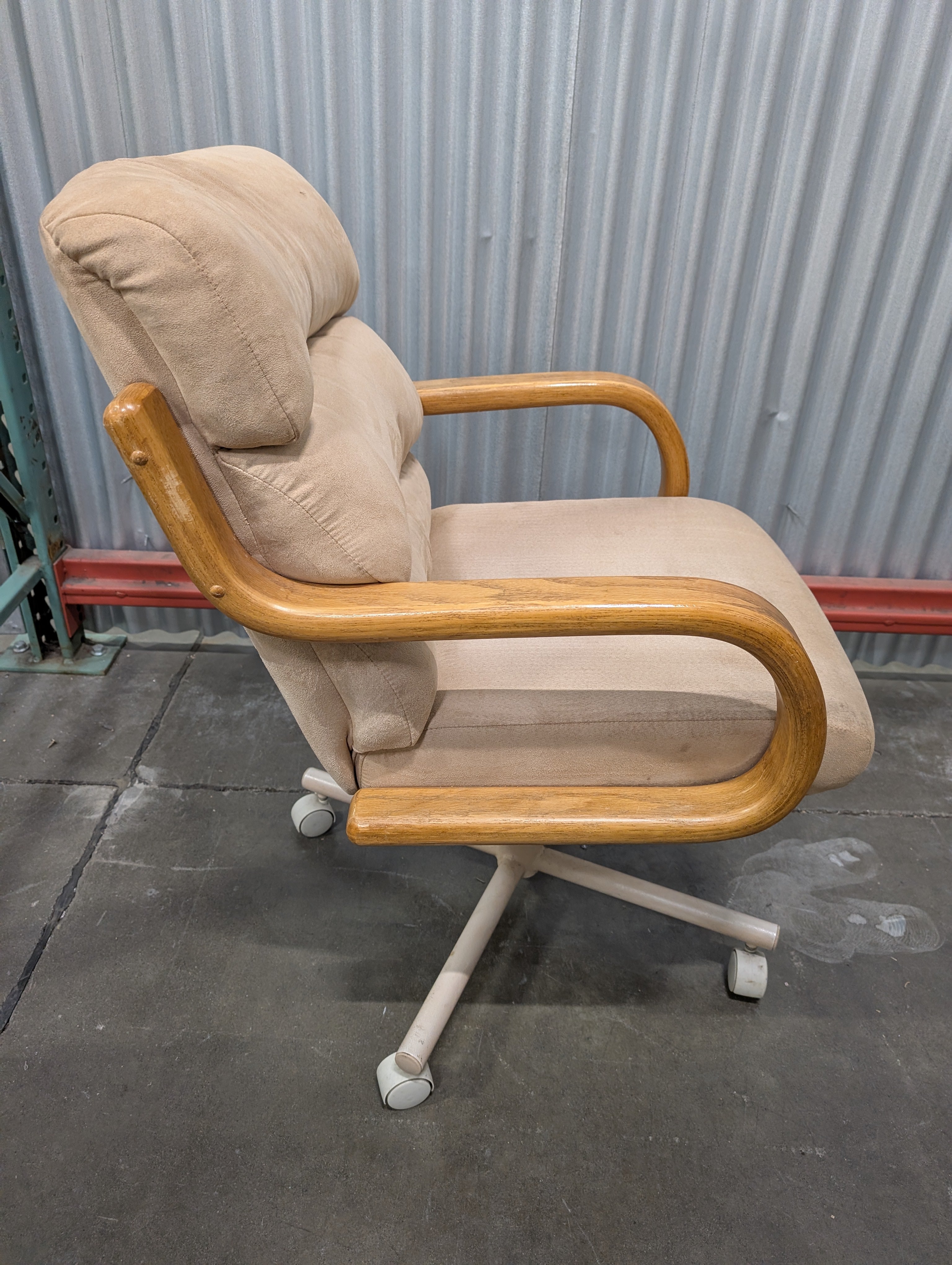 Swivel Tilt Castor Armchair