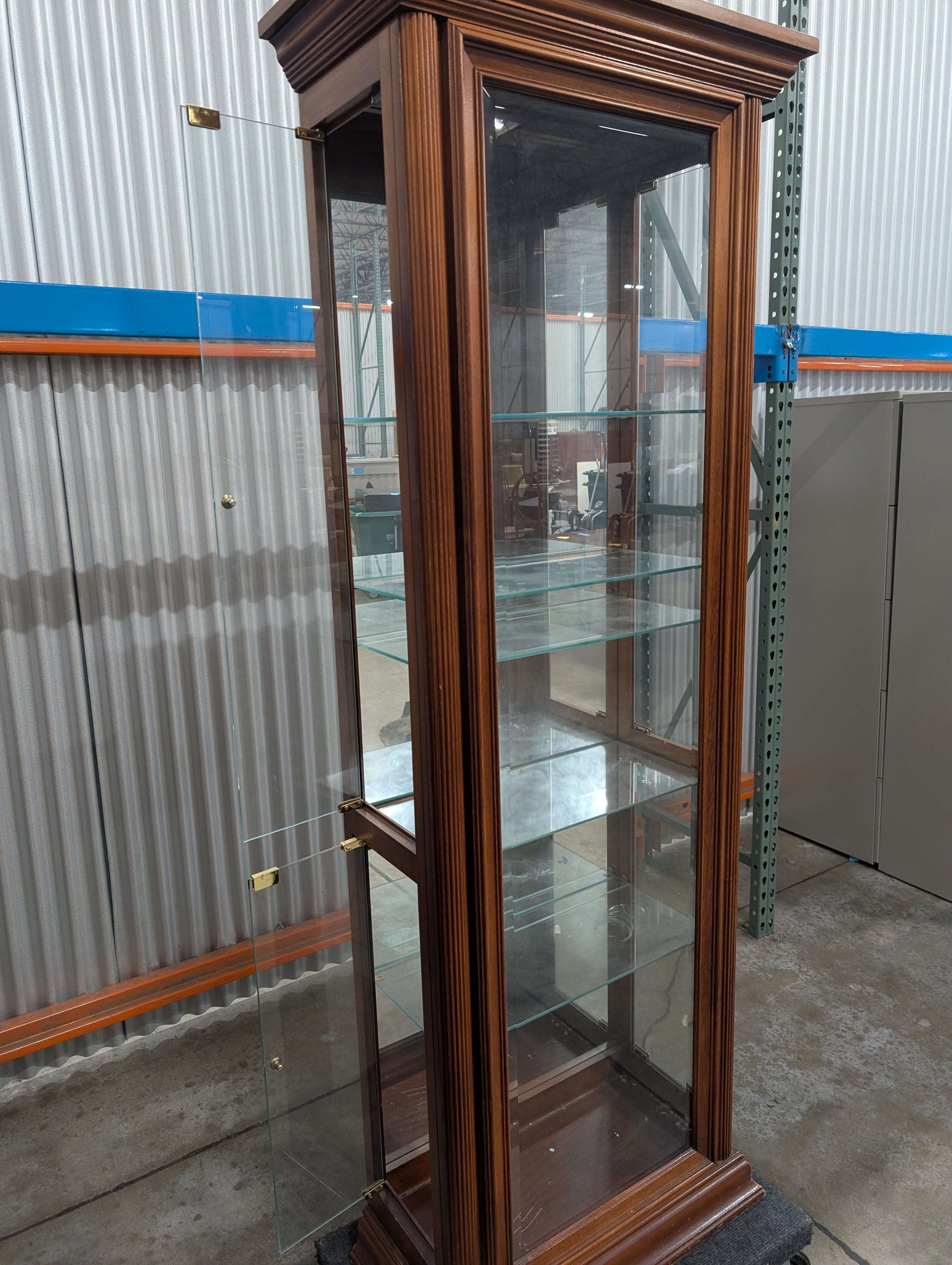 Pulaski Furniture Traditional Cherry Stained Wood Curio Display Cabinet with Glass Shelves