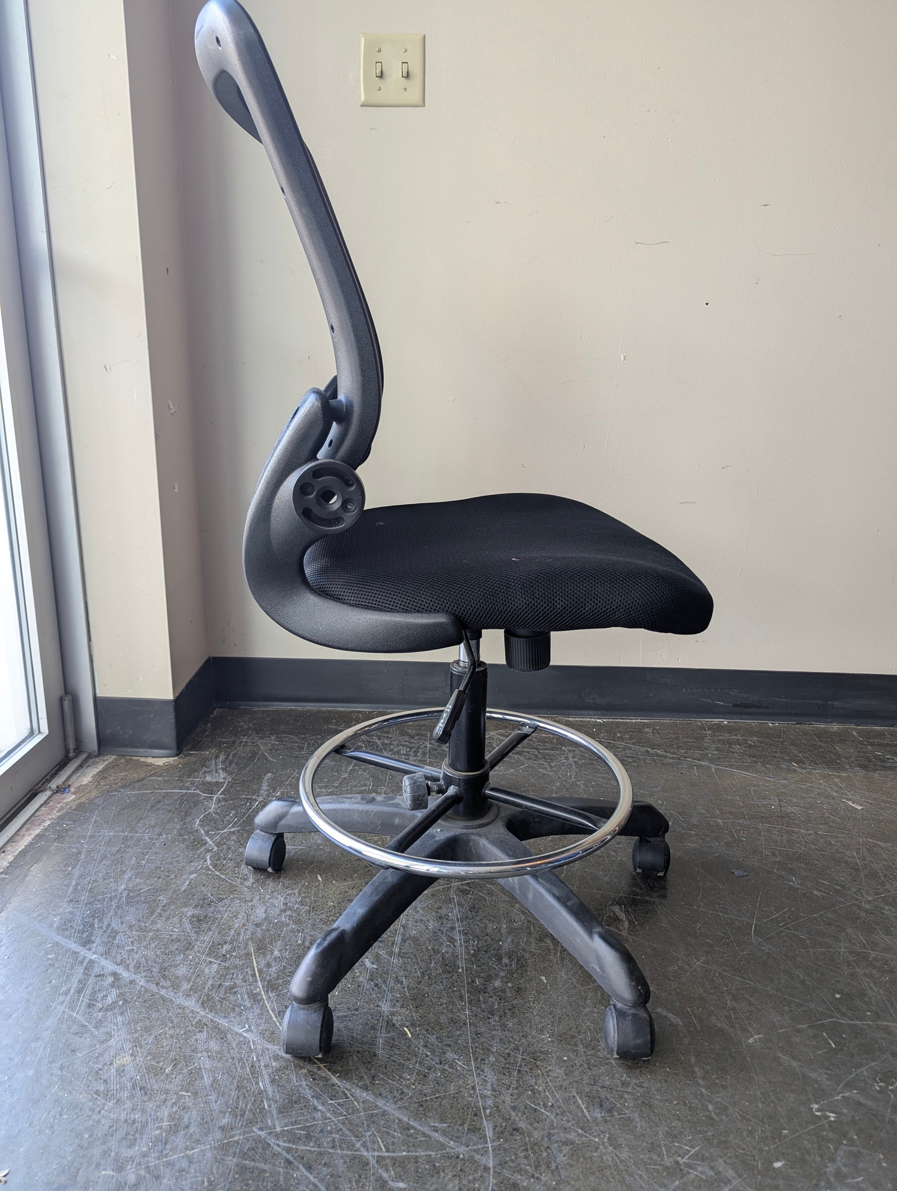 Black Mesh Back Drafting Office Chair with Foot Ring