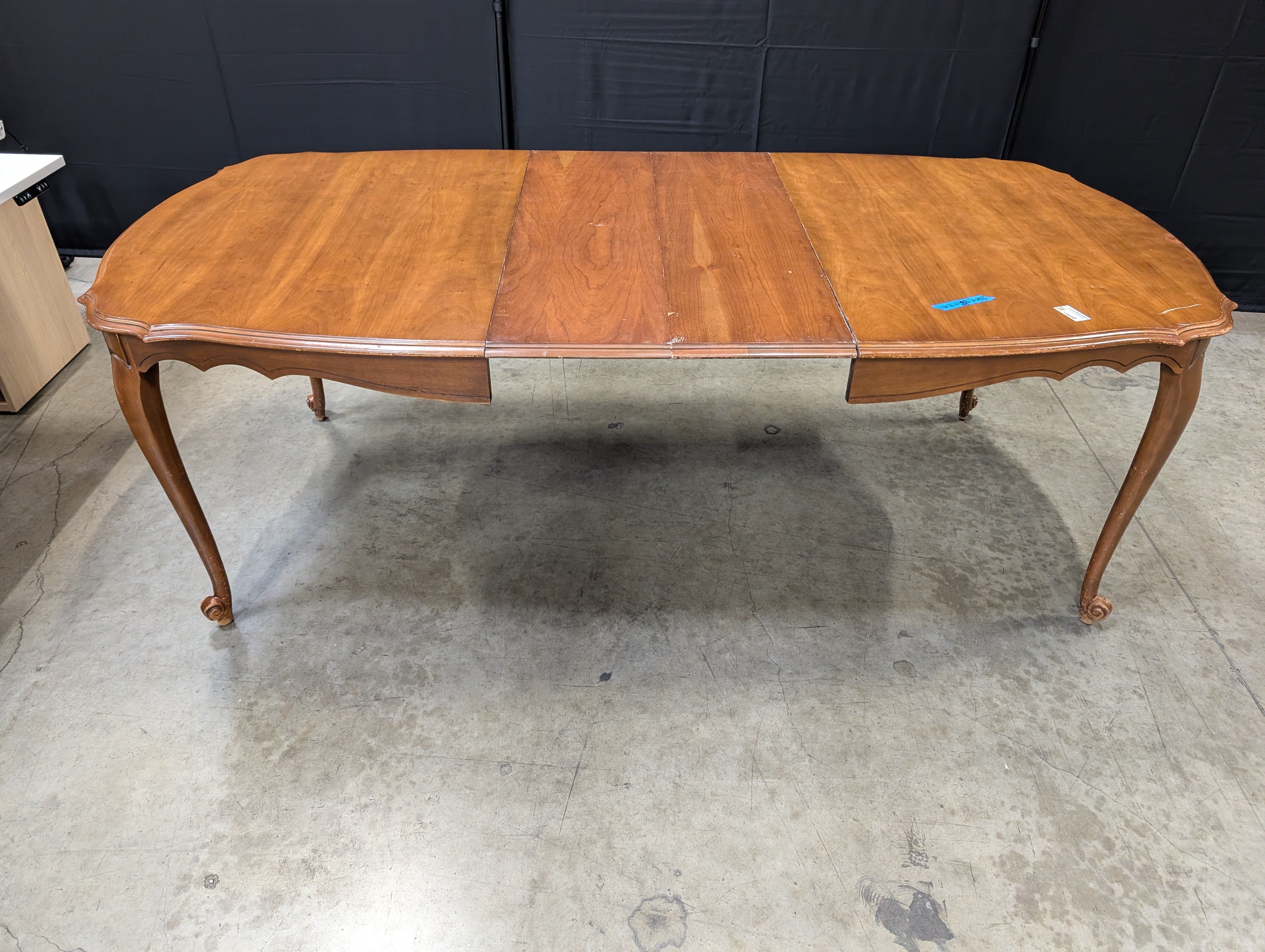 Traditional Cabriole Leg Wood Dining Table