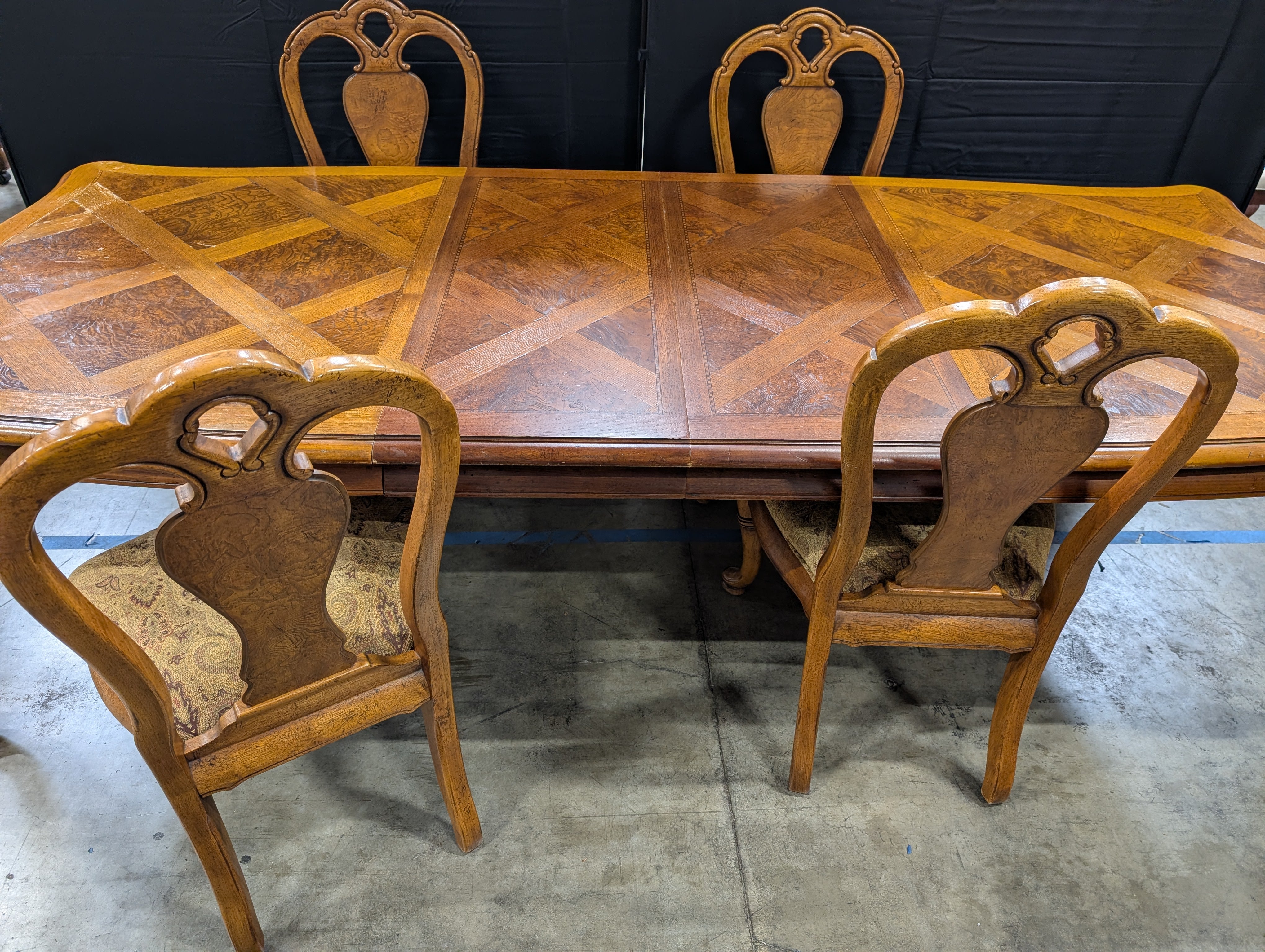 Ornate Inlaid Wood Thomasville Dining Table with Matching Chairs