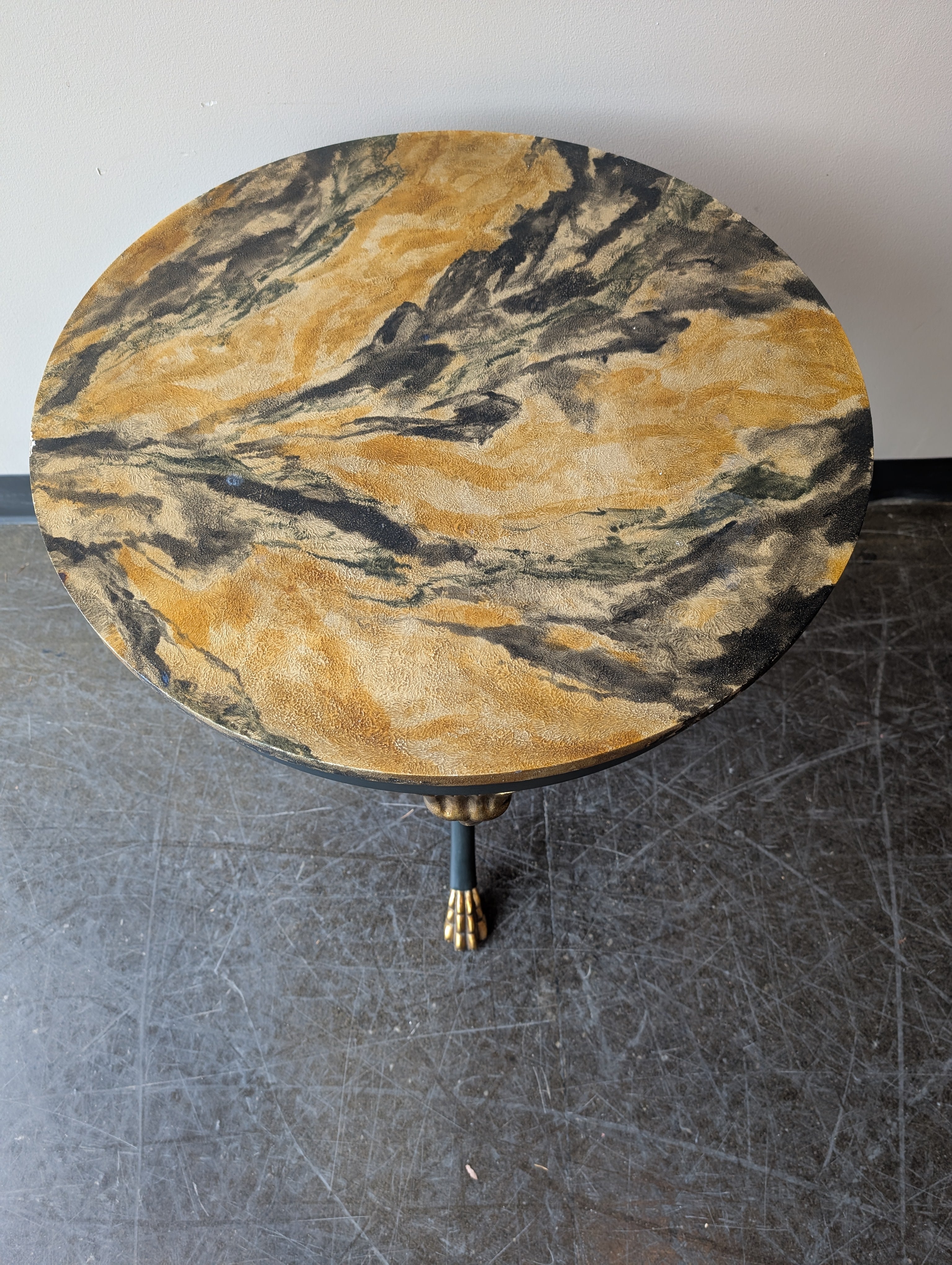 Decorative Round Bakers Furniture Accent Table with Faux Marble Top and Gilt Paw Feet
