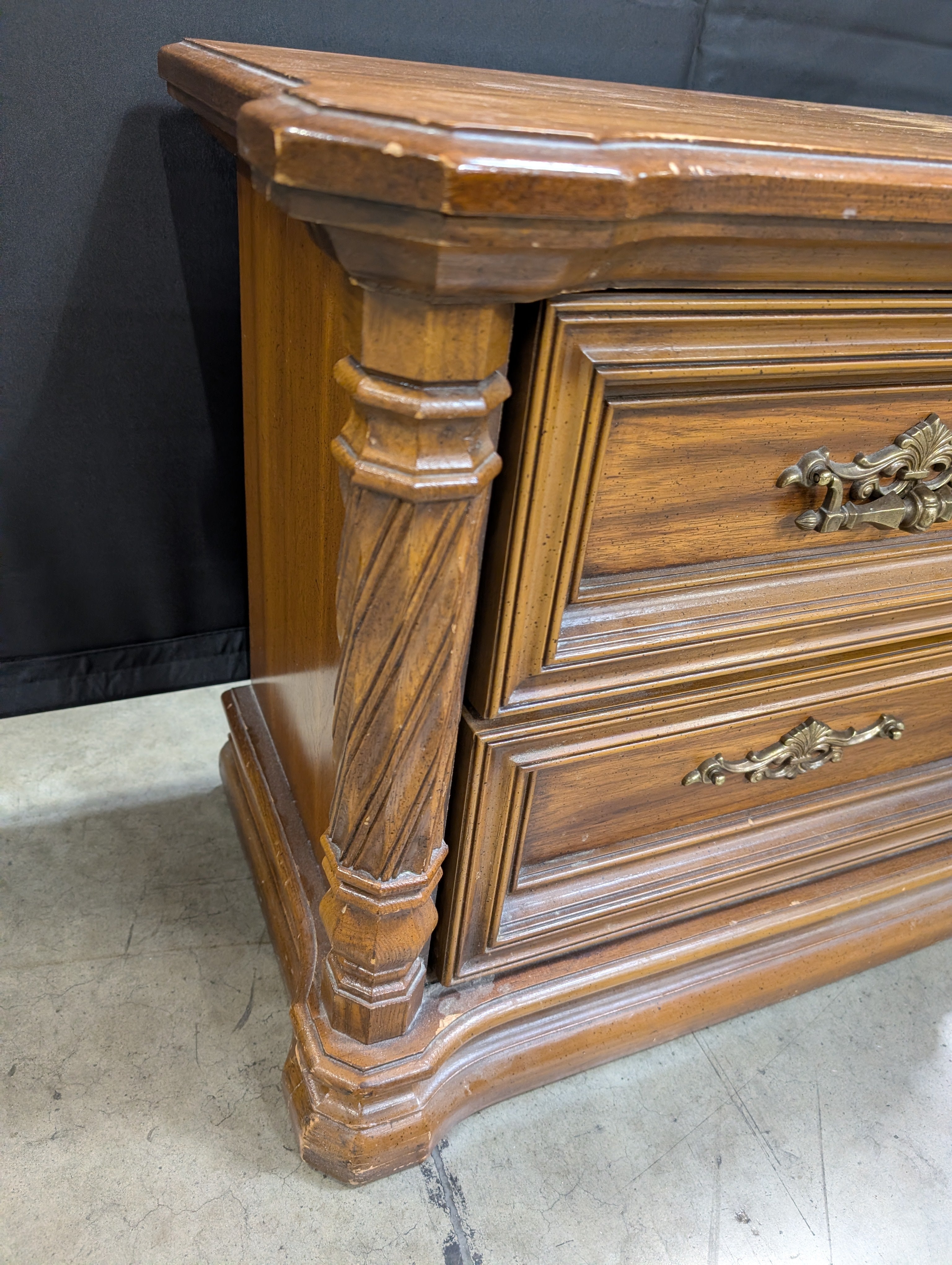 Vintage Wooden Nightstand with Two Drawers, Ornate Pulls & Carved Accents