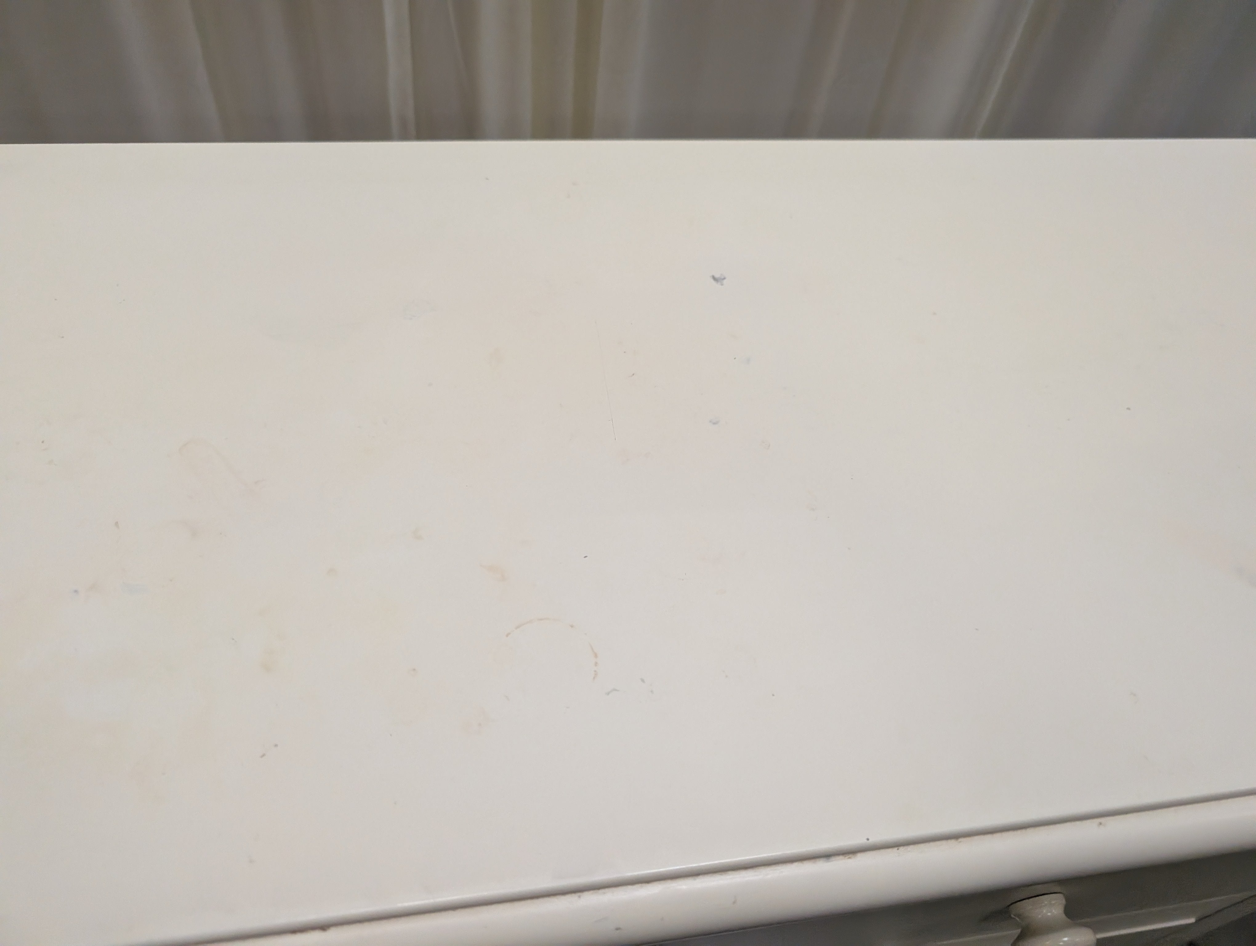 White Painted Wood Dresser