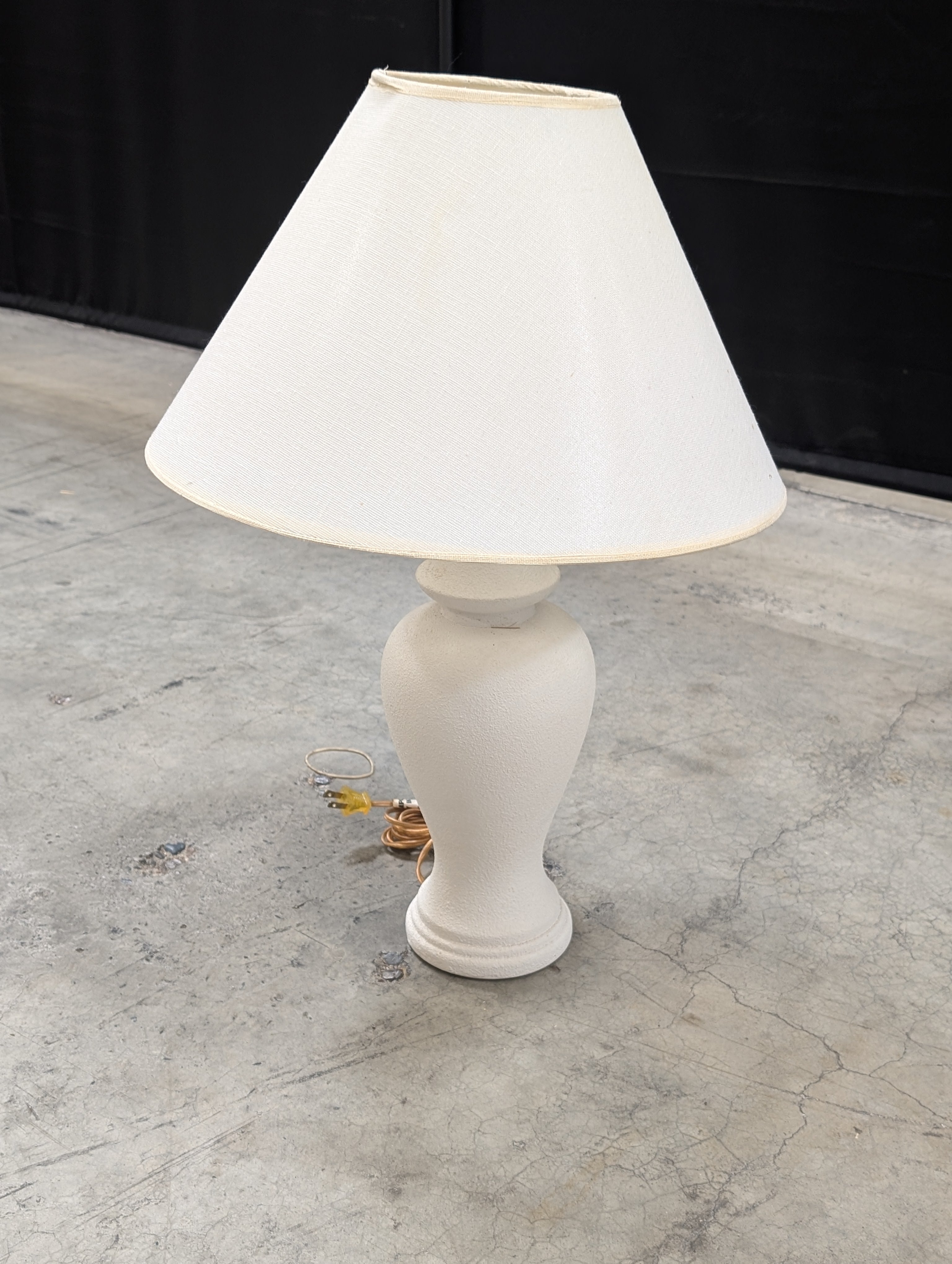 Classic White Ceramic Base Table Lamp with Fabric Shade