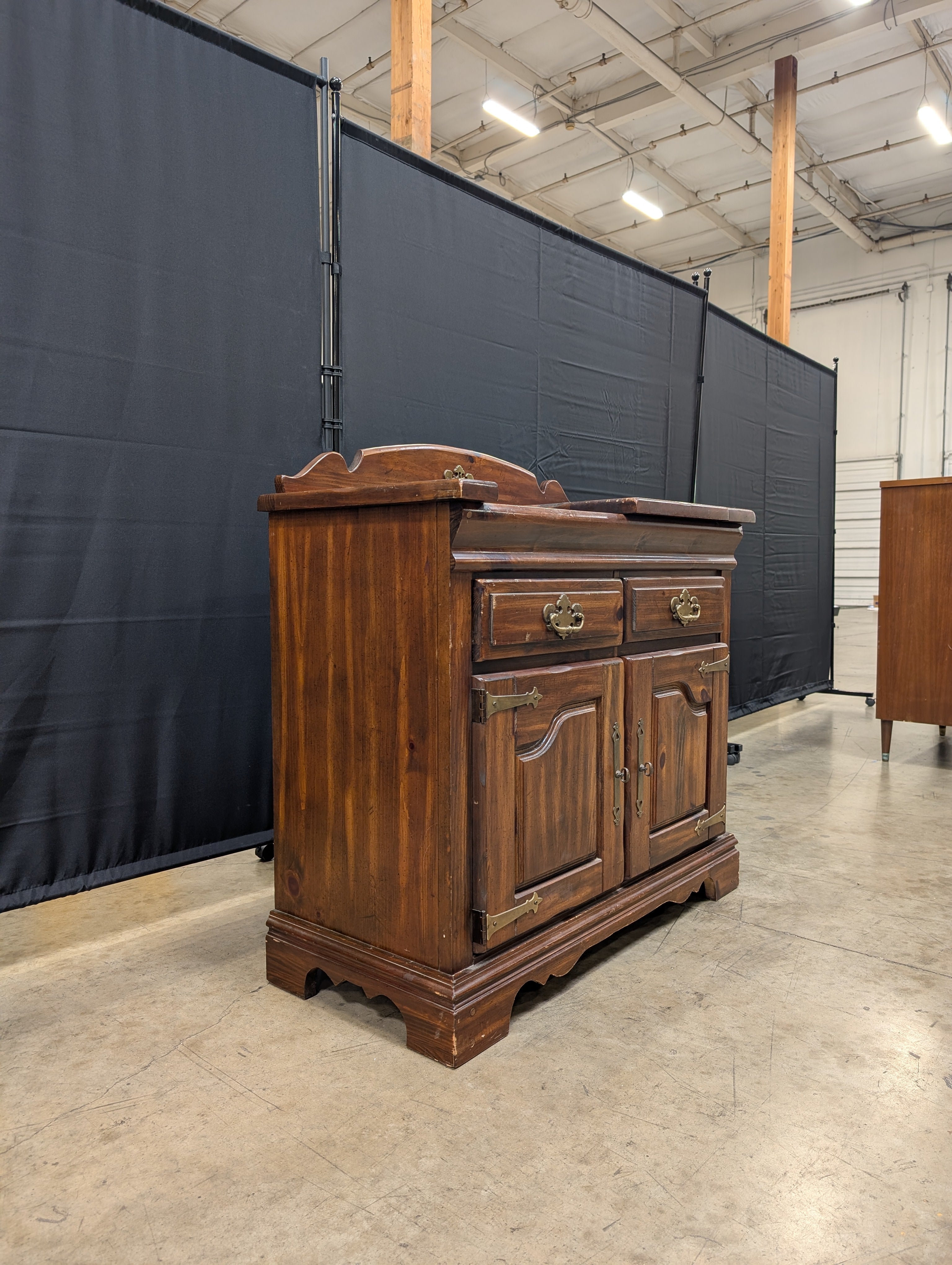 Rustic Pine Washstand Cabinet with Brass-Toned Hardware