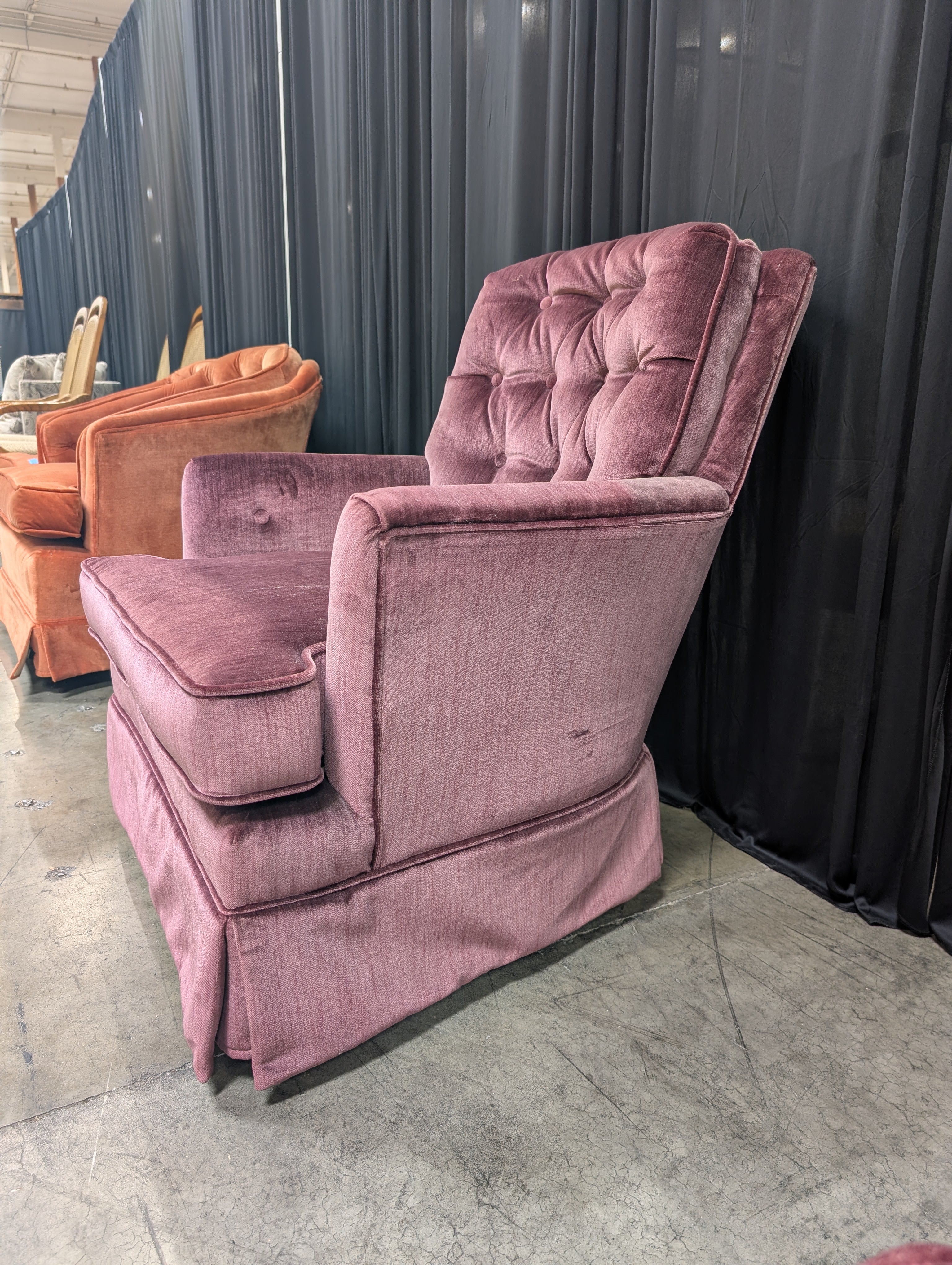 Vintage Mauve Velvet Tufted Armchair