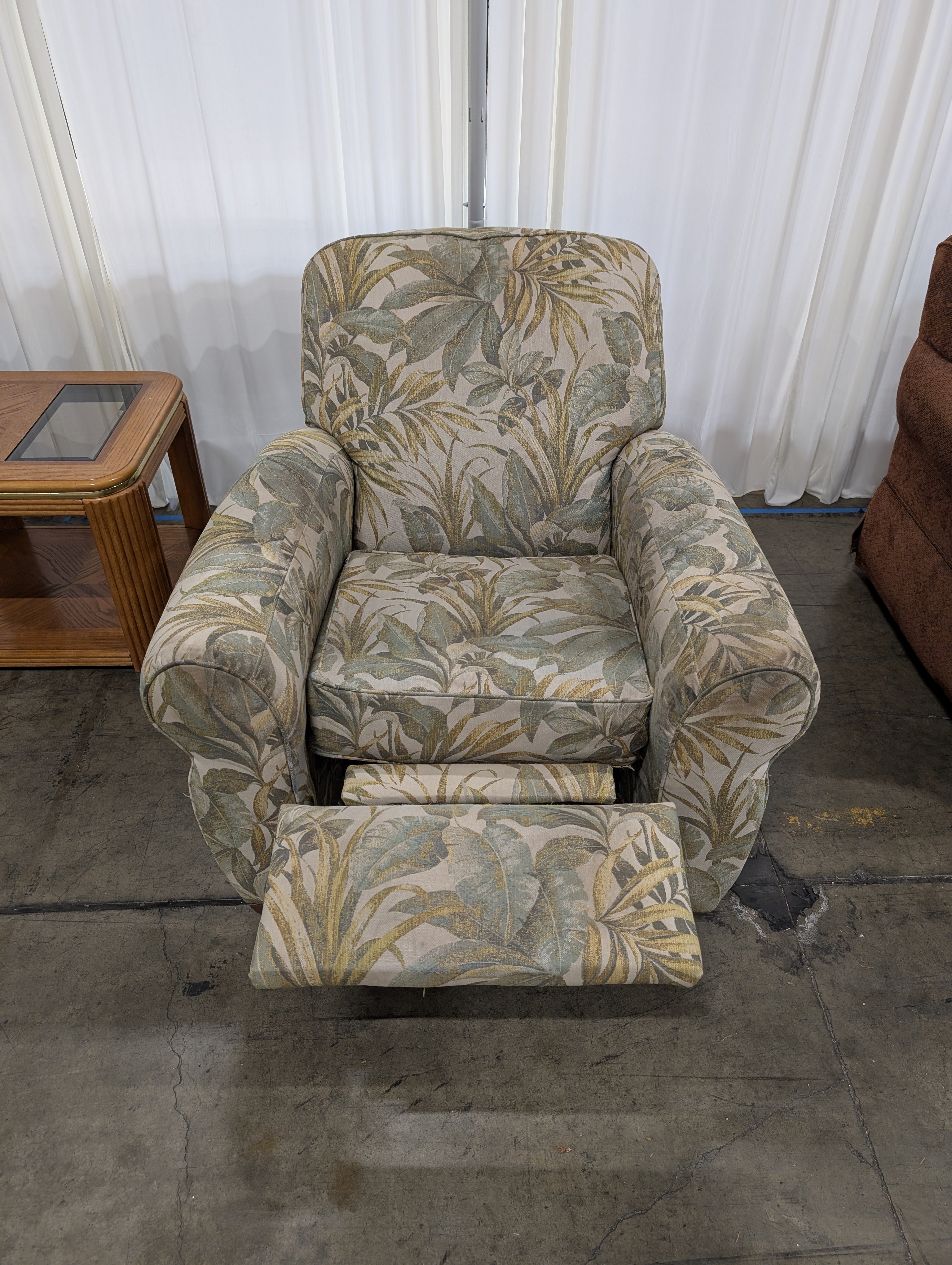 Green Botanical Print Upholstered Recliner