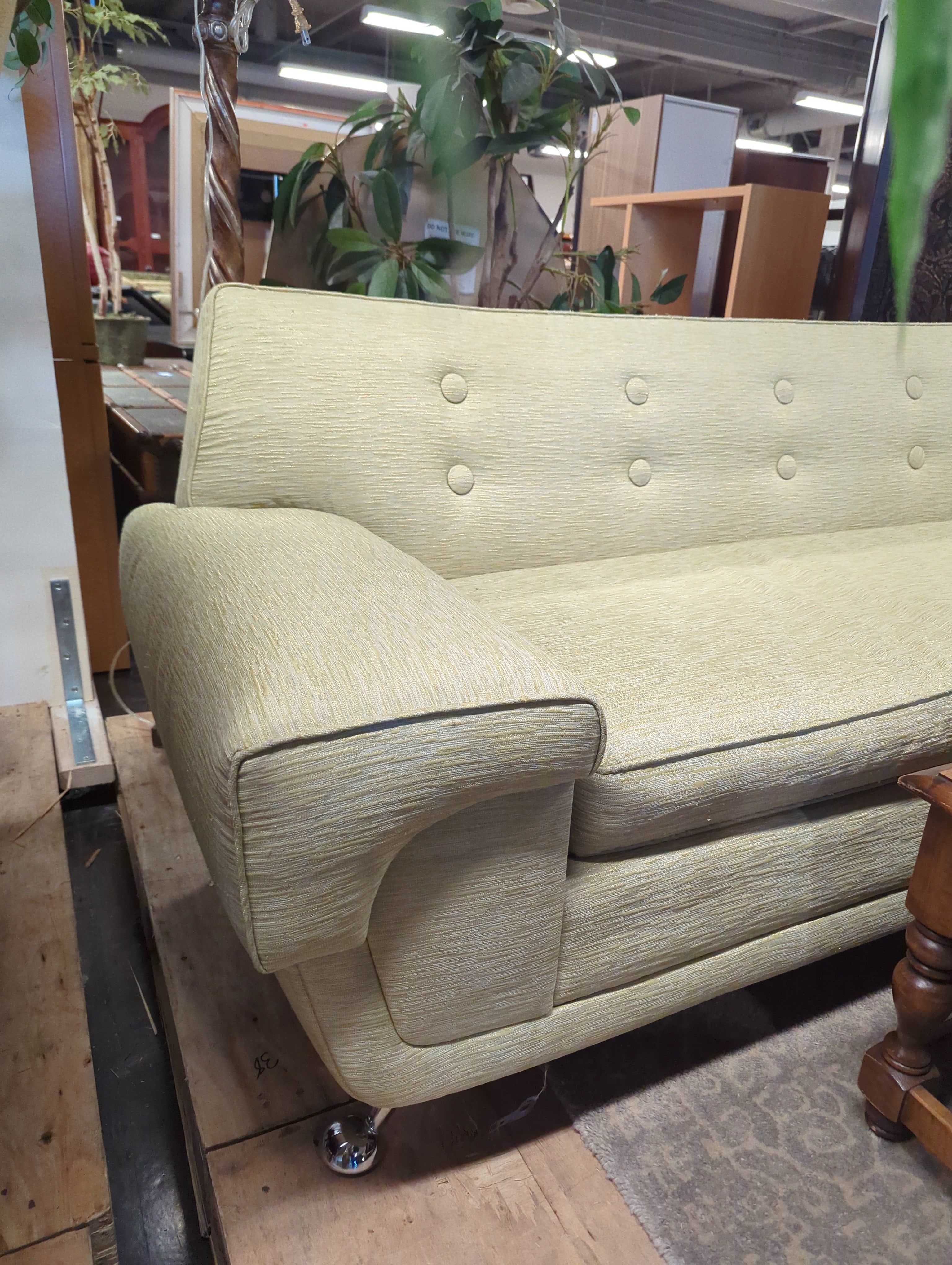 Mid-Century Modern Button-Tuft Sofa in Pale Green