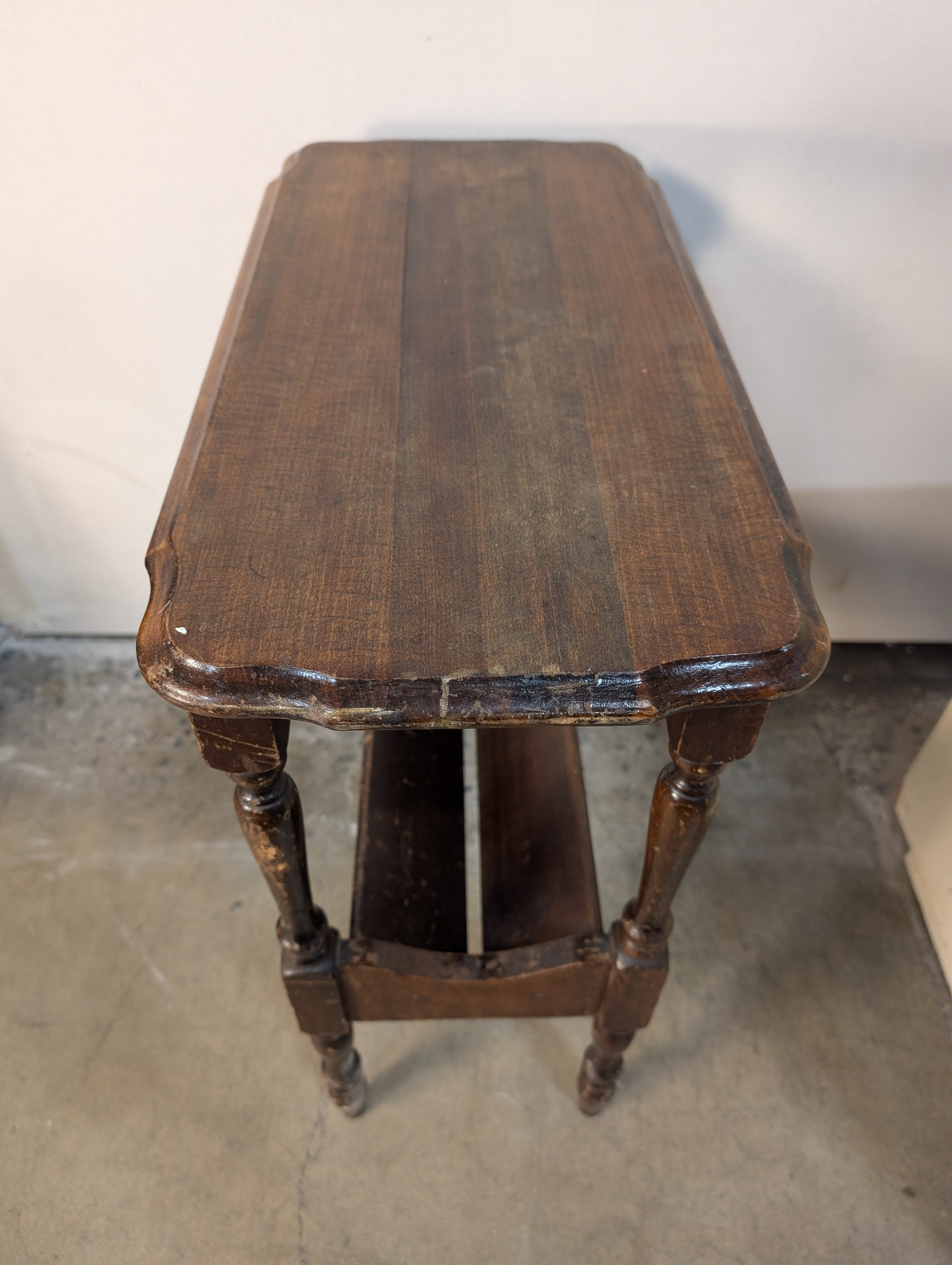 Vintage Wood Accent Table with Turned Legs and Lower Shelf