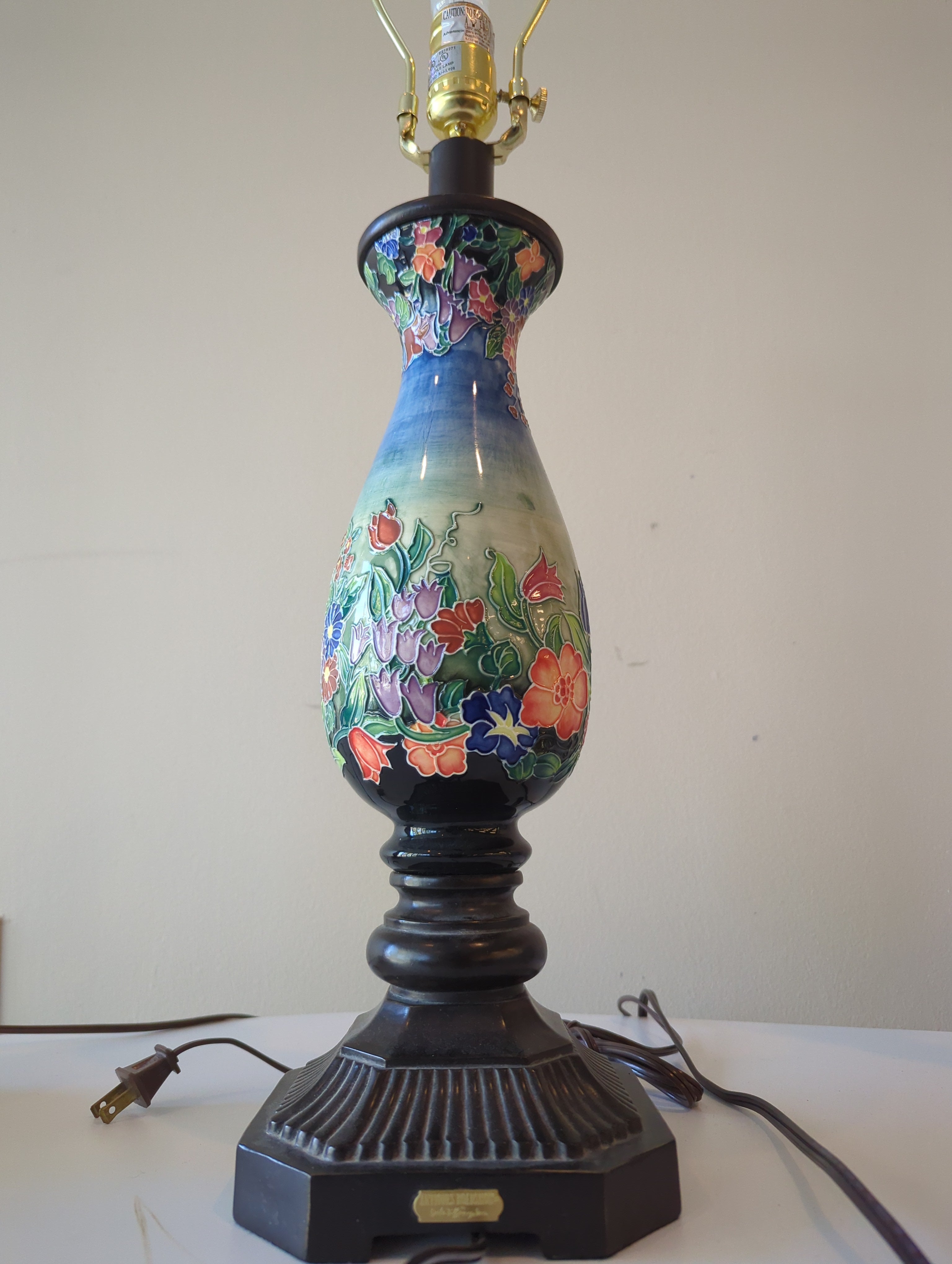 Antique Floral Table Lamp with Dark Bronze Base