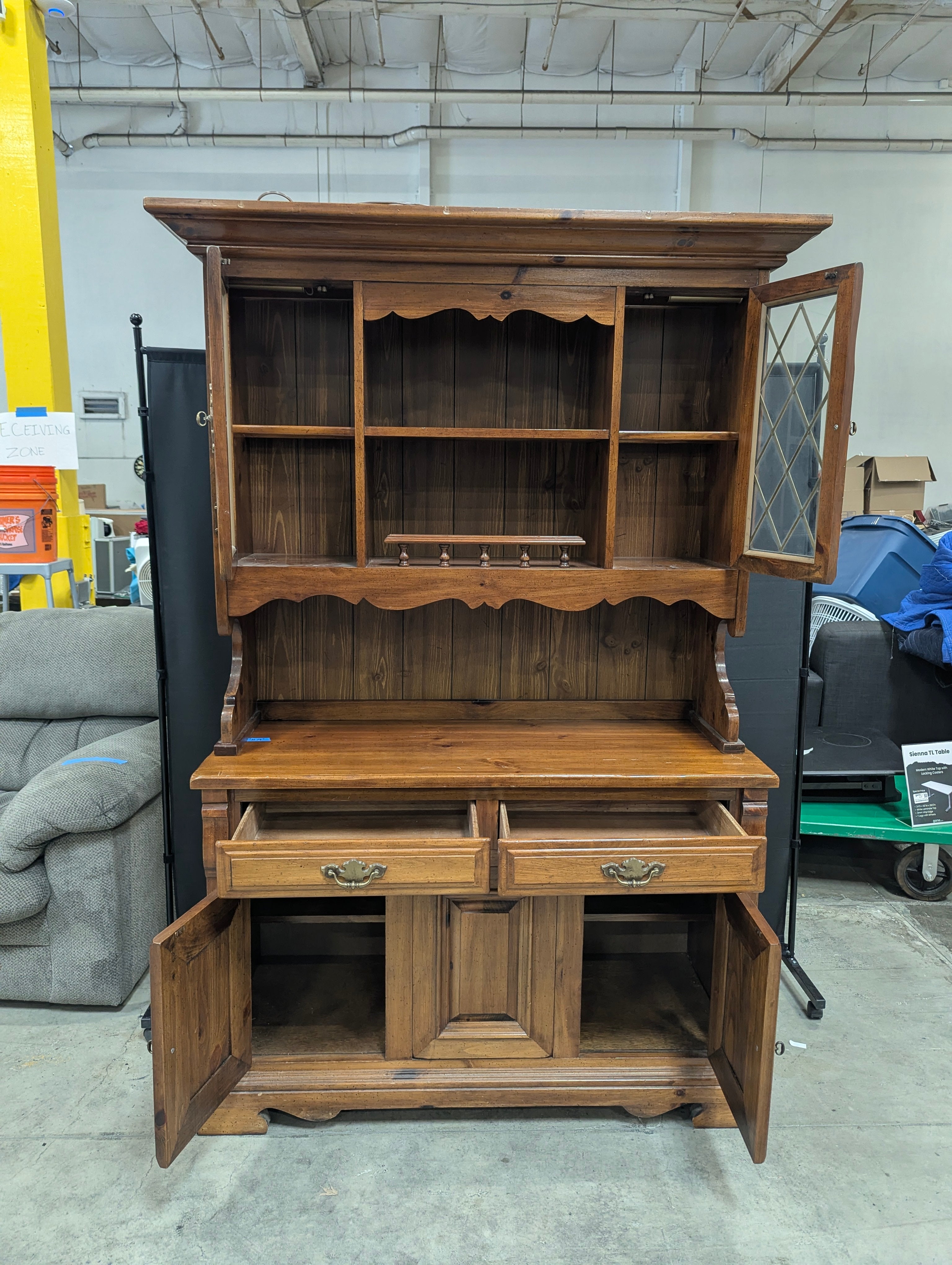 Traditional Wood Display Cabinet Hutch