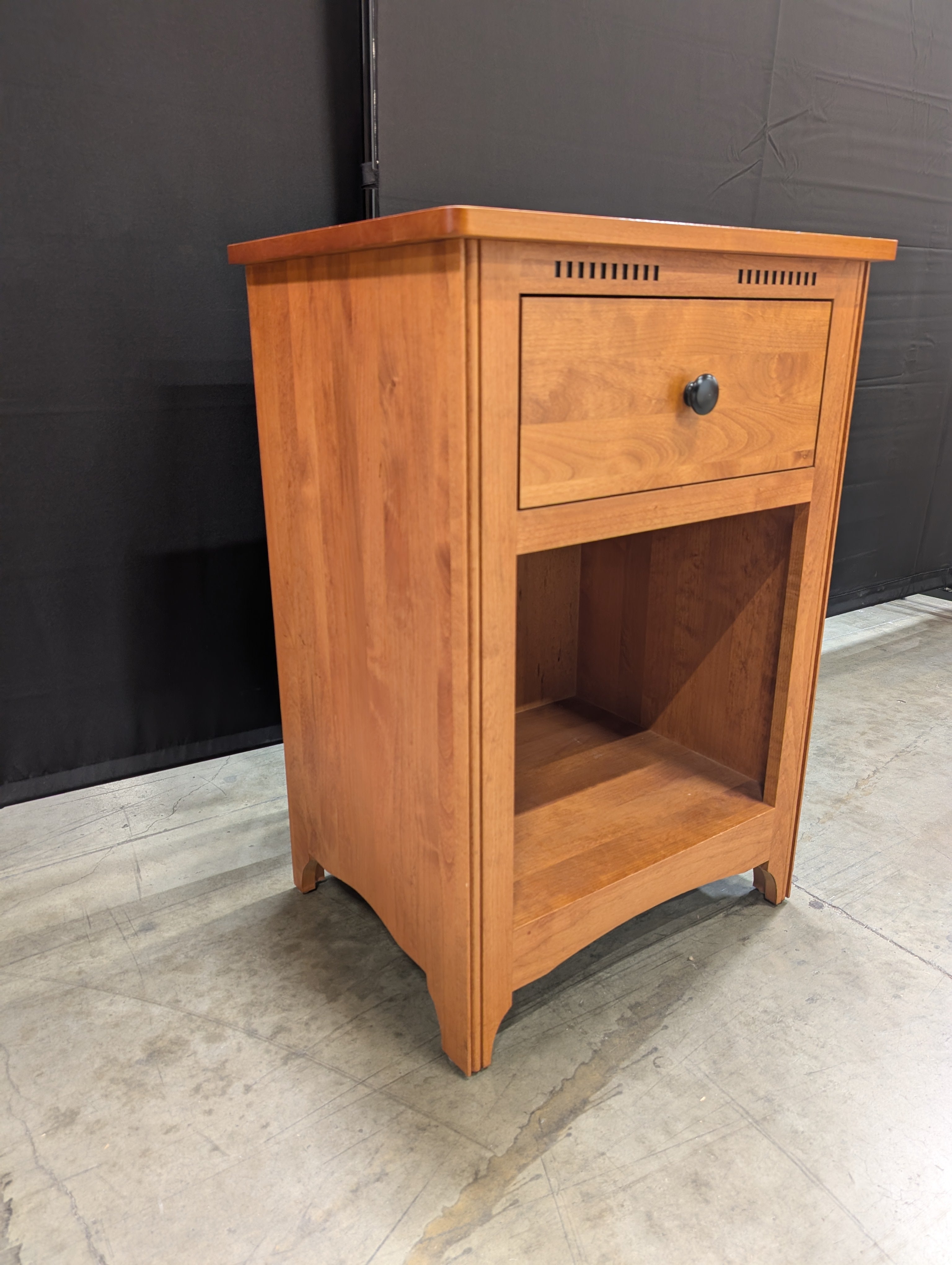 Single-Drawer Open-Shelf Nightstand in Warm Wood