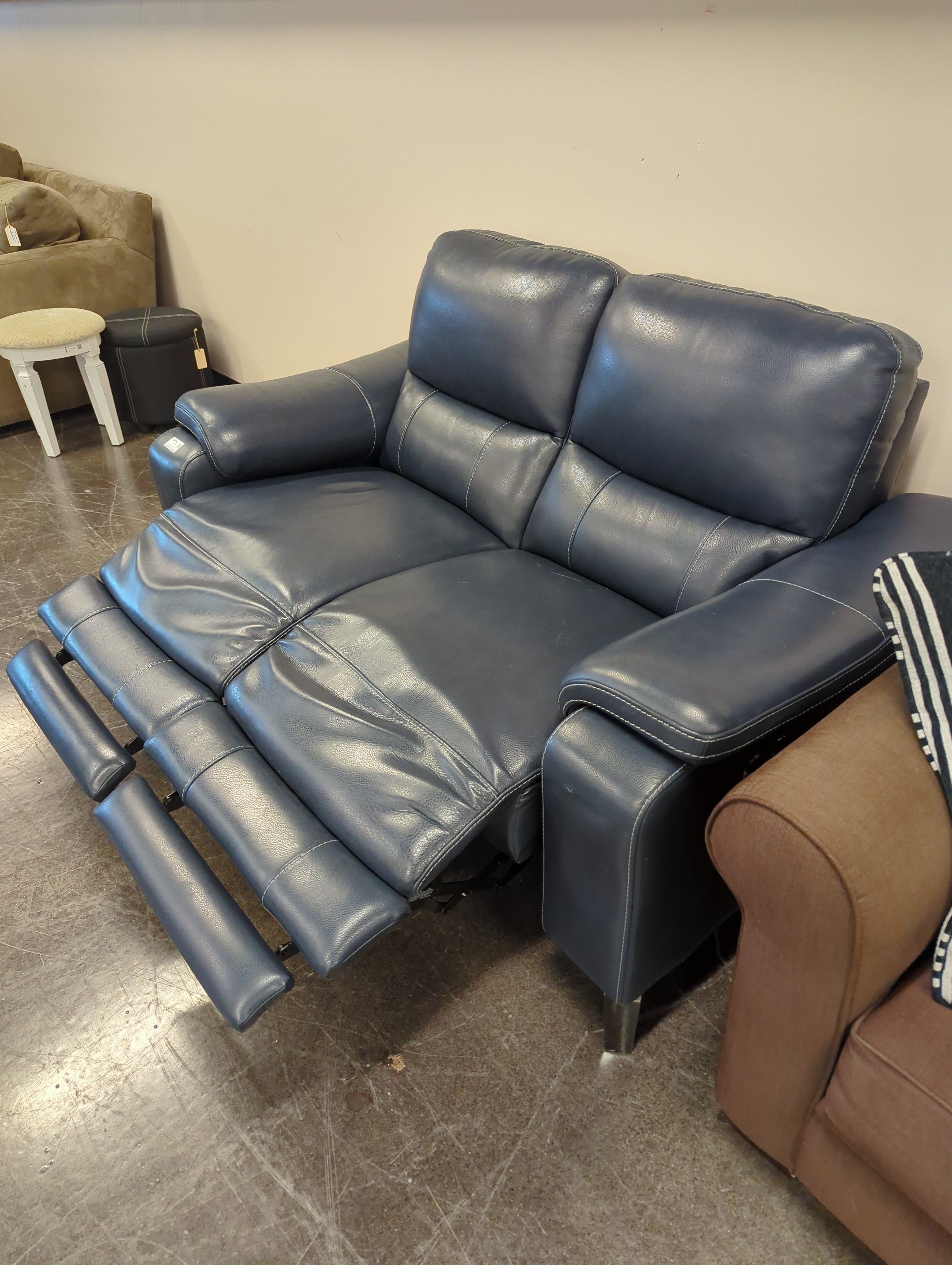 Costco Indigo Bay Leather Power Reclining Loveseat