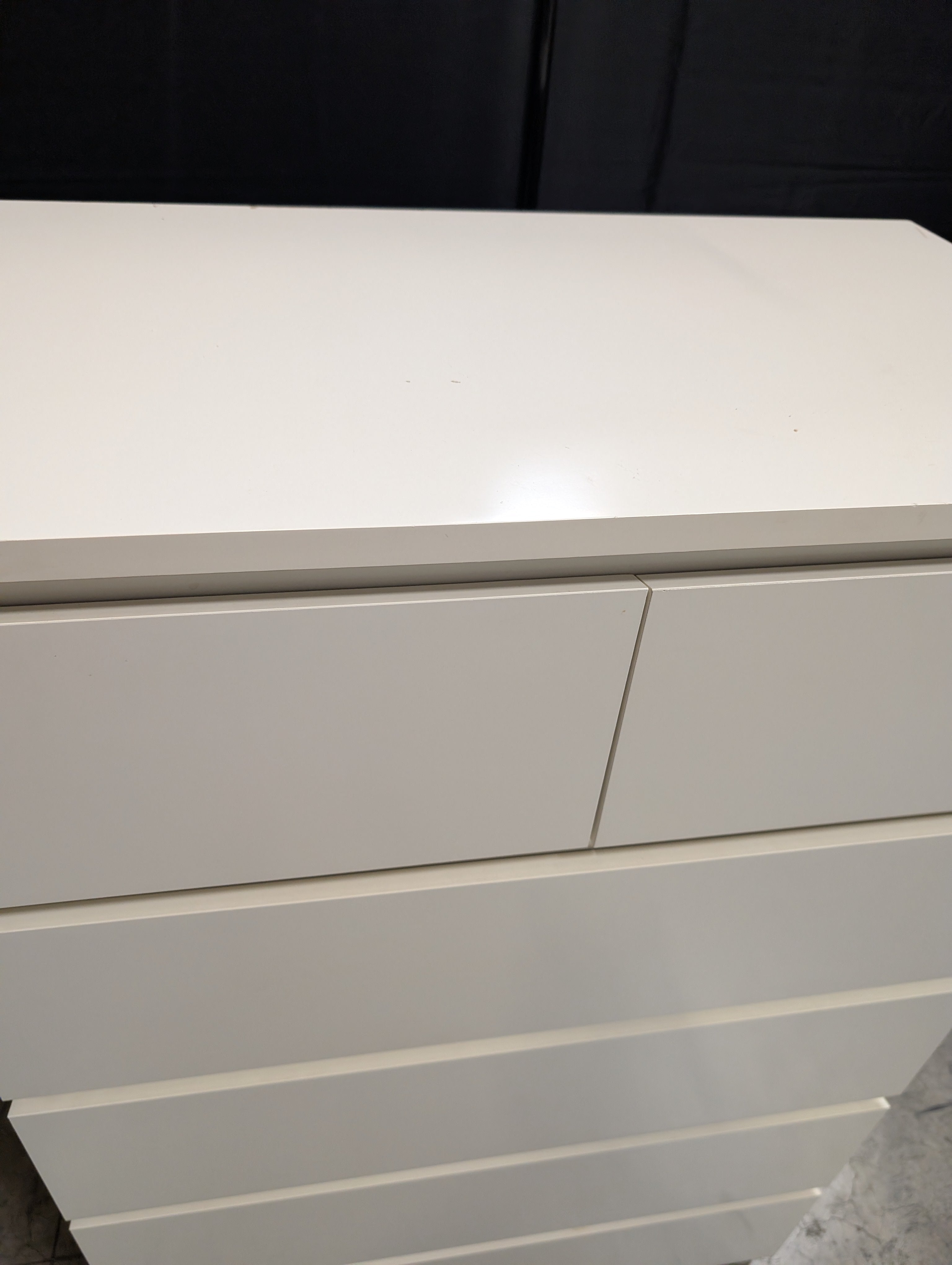 Modern Light Grey Six-Drawer Dresser Chest