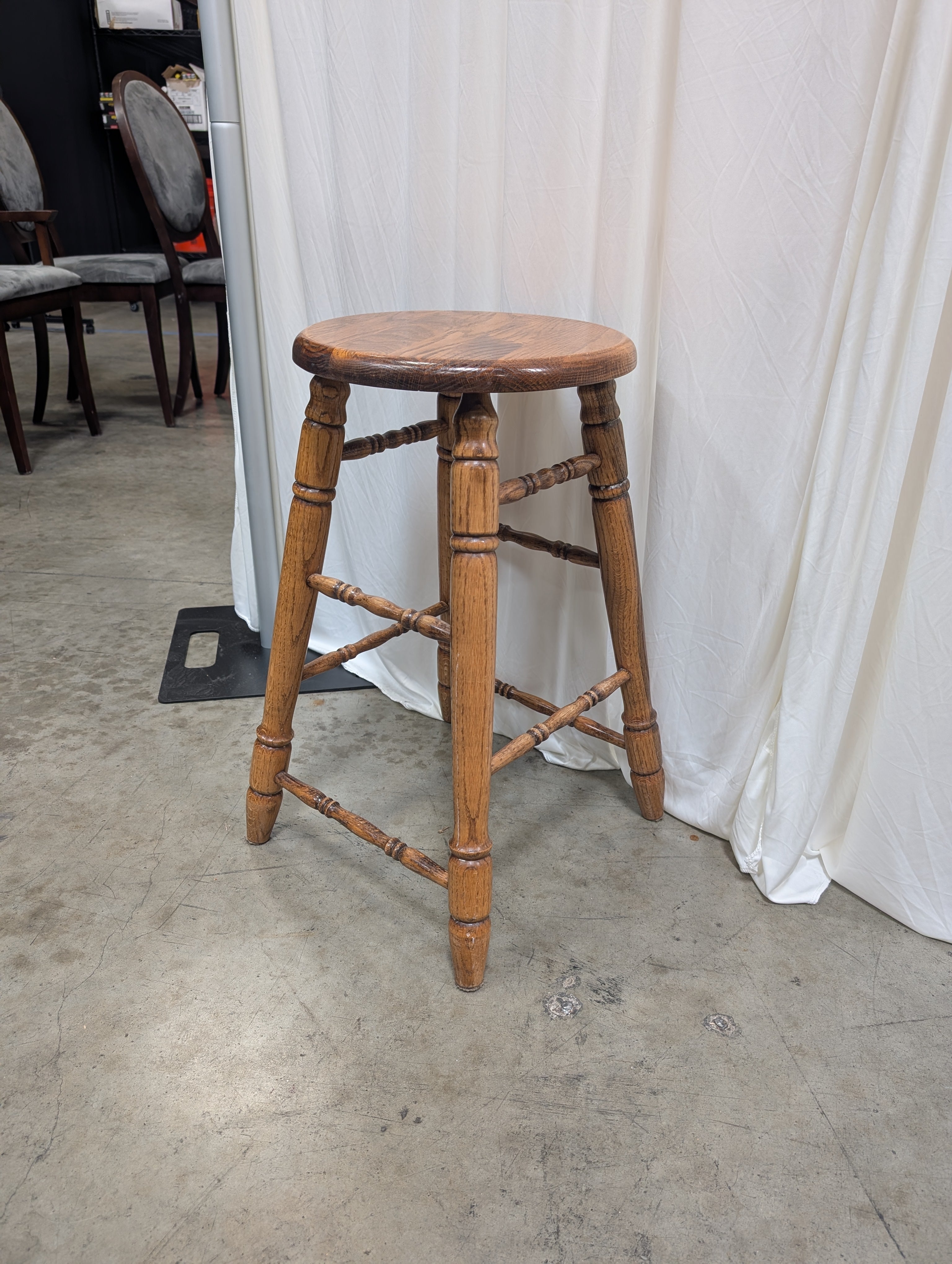 Round Solid Wood Stool with Turned Legs