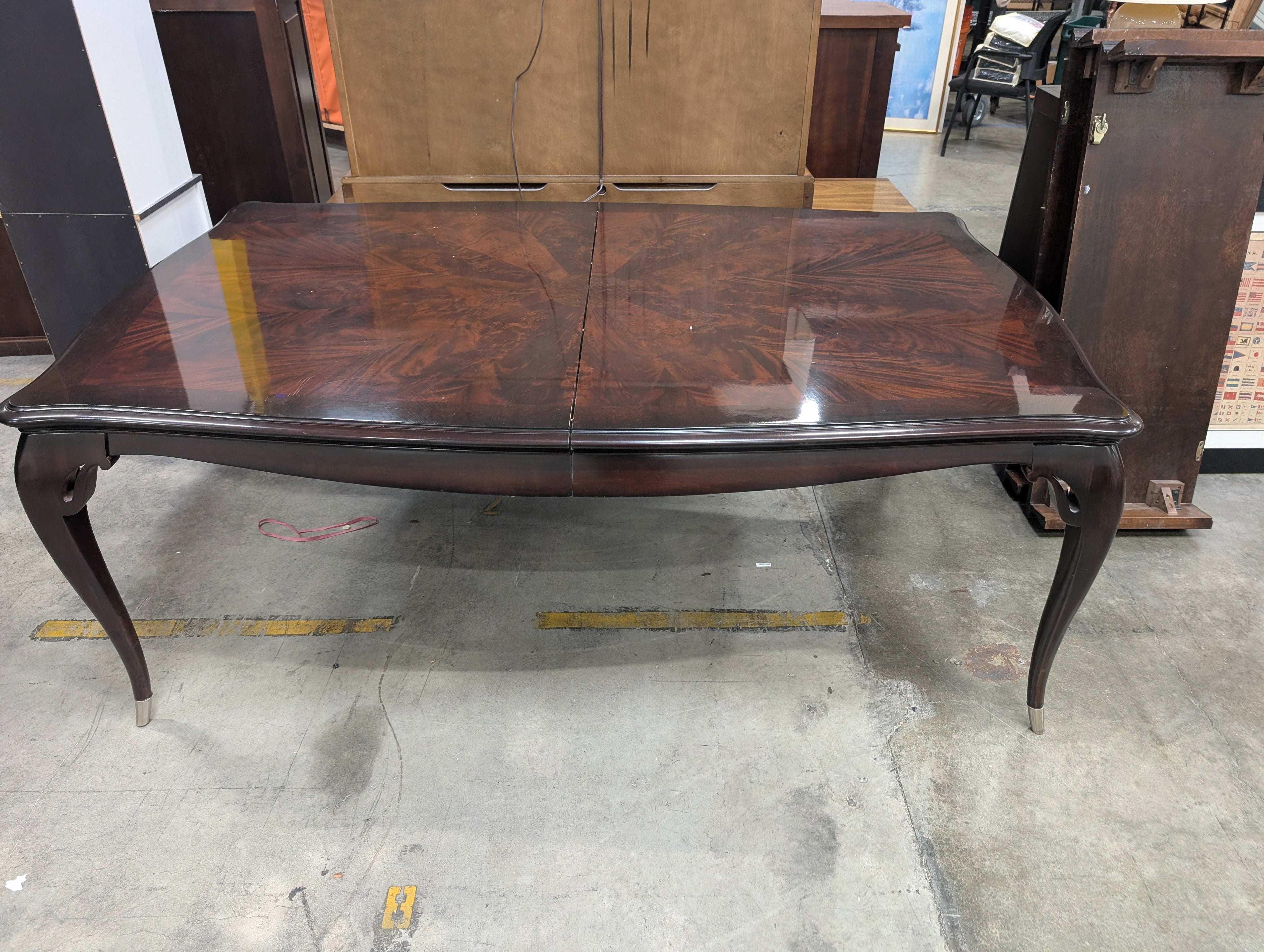 Dining Table in Dark Wood with Two leaves
