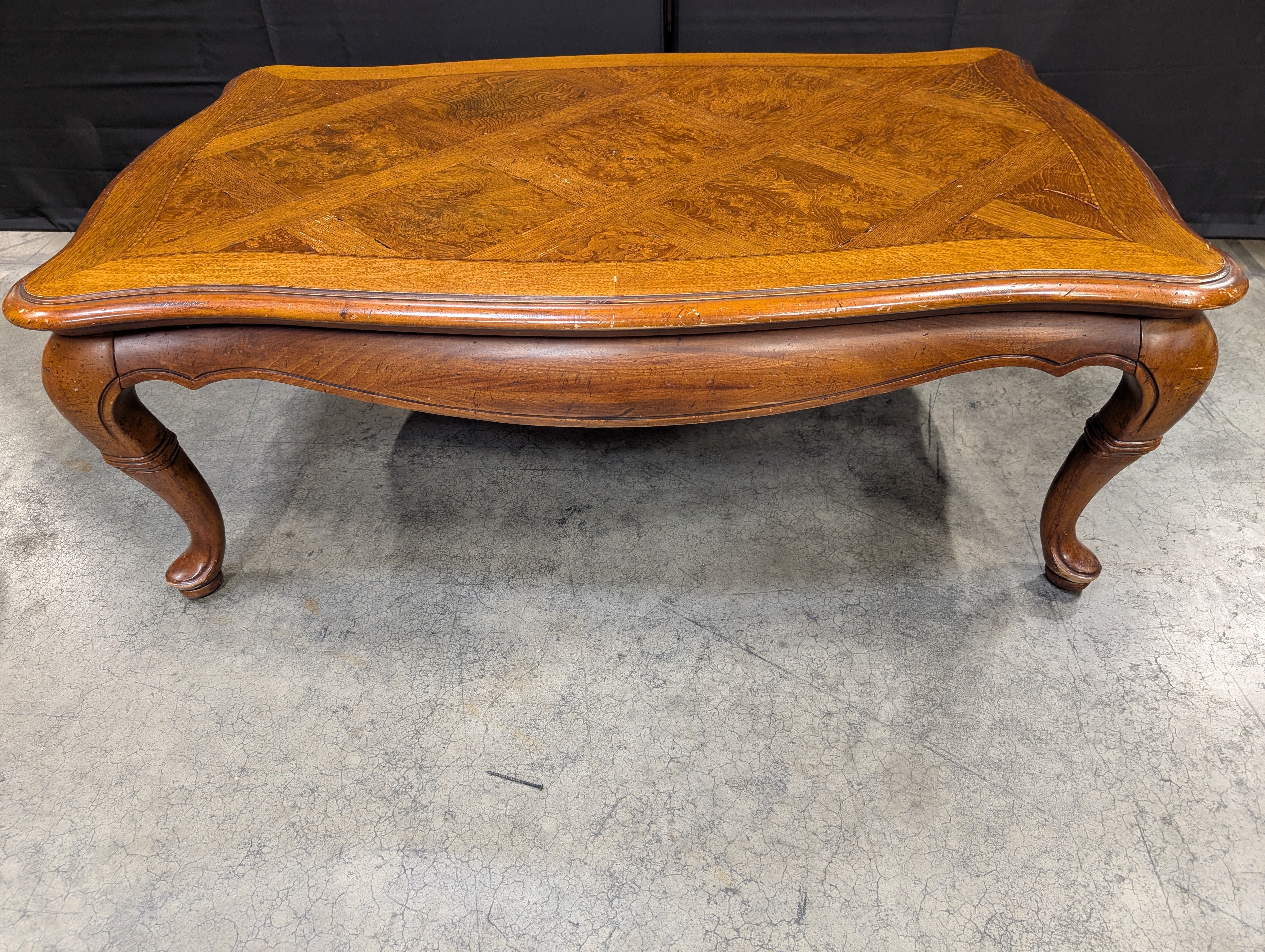 Inlaid Wood Coffee Table with Scalloped Edges