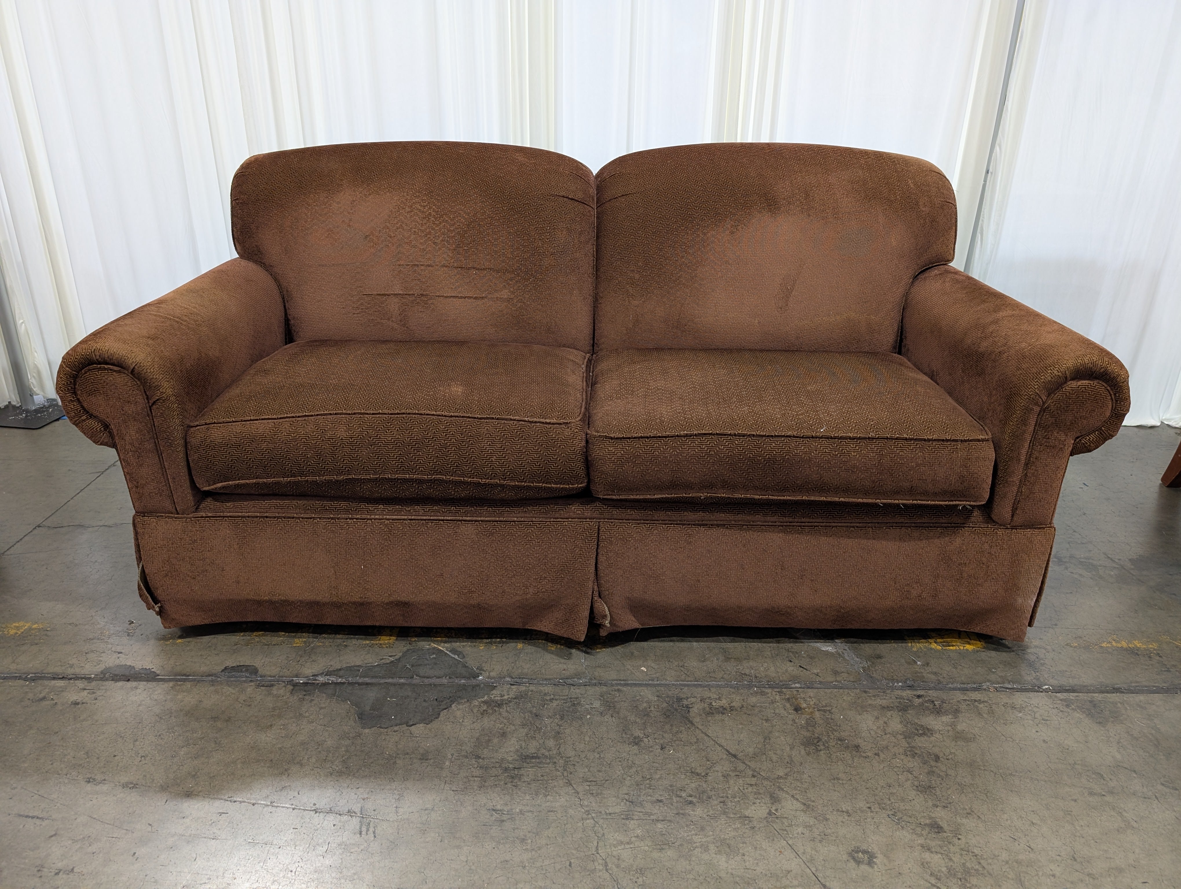 BASSETT Brown Textured Upholstered Loveseat with Rolled Arms