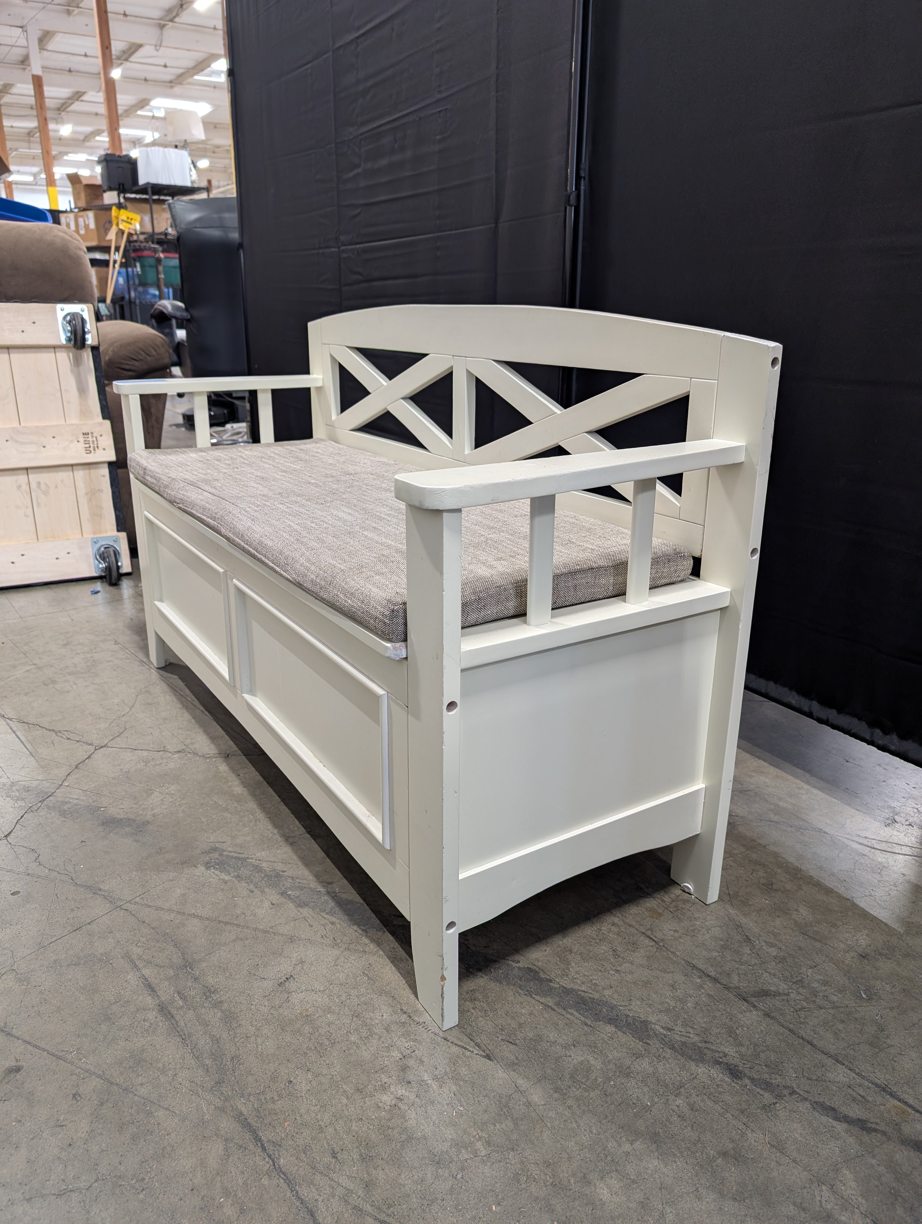 Farmhouse Style Wooden Bench with Criss-Cross Backrest