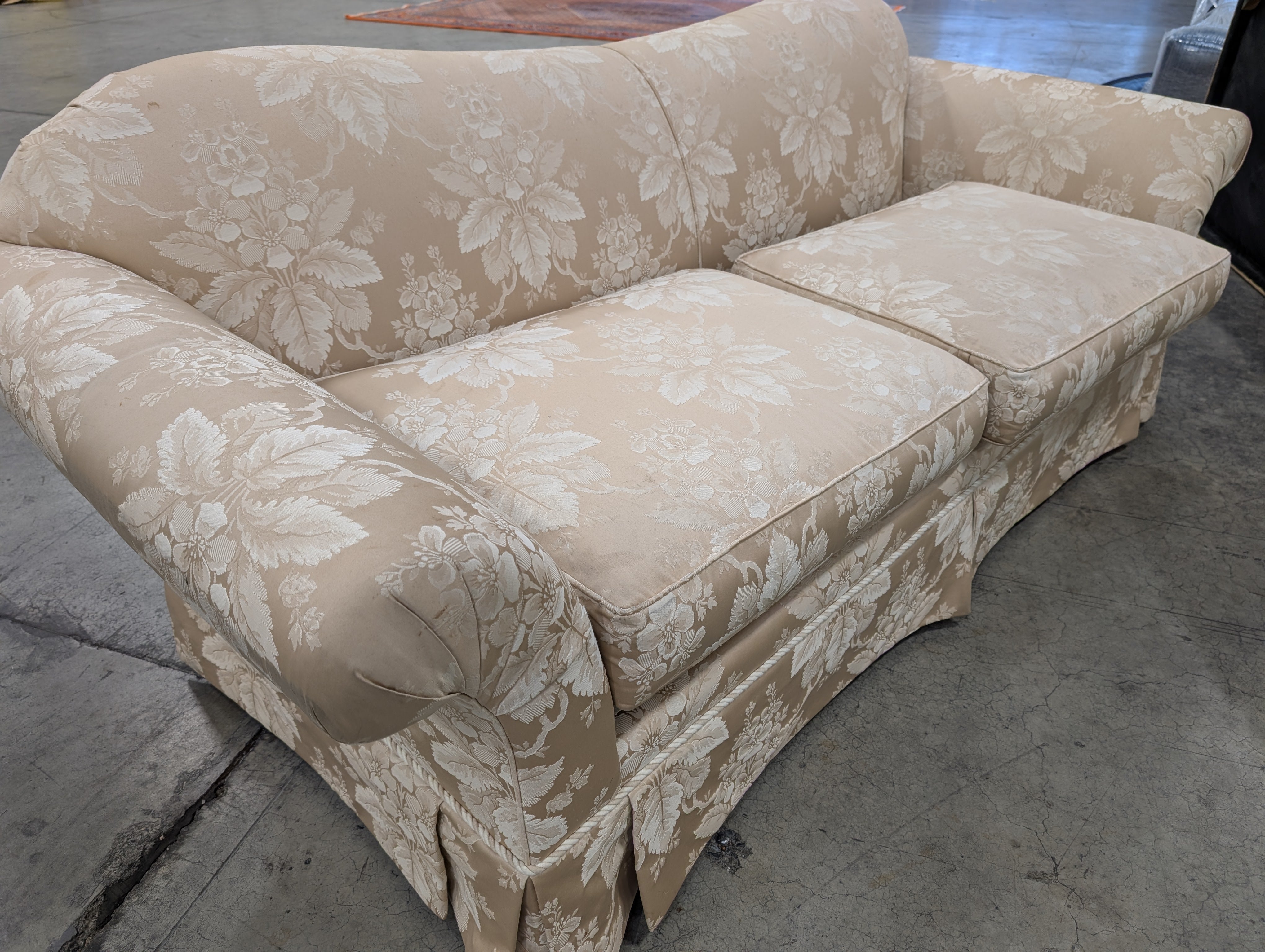 WAREHOUSE SALE Pearson Floral pattern Sofa