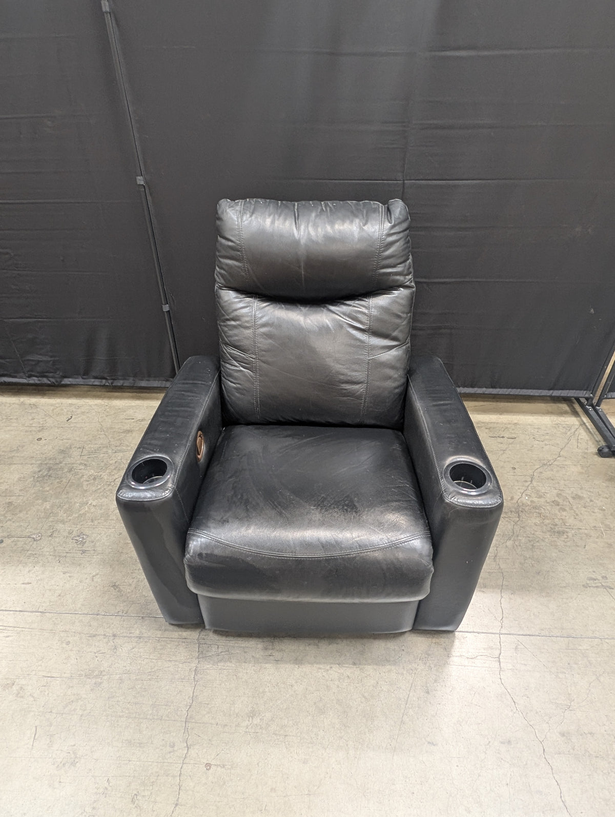 Comfortable Black Leather Recliner Chair with Cup Holders