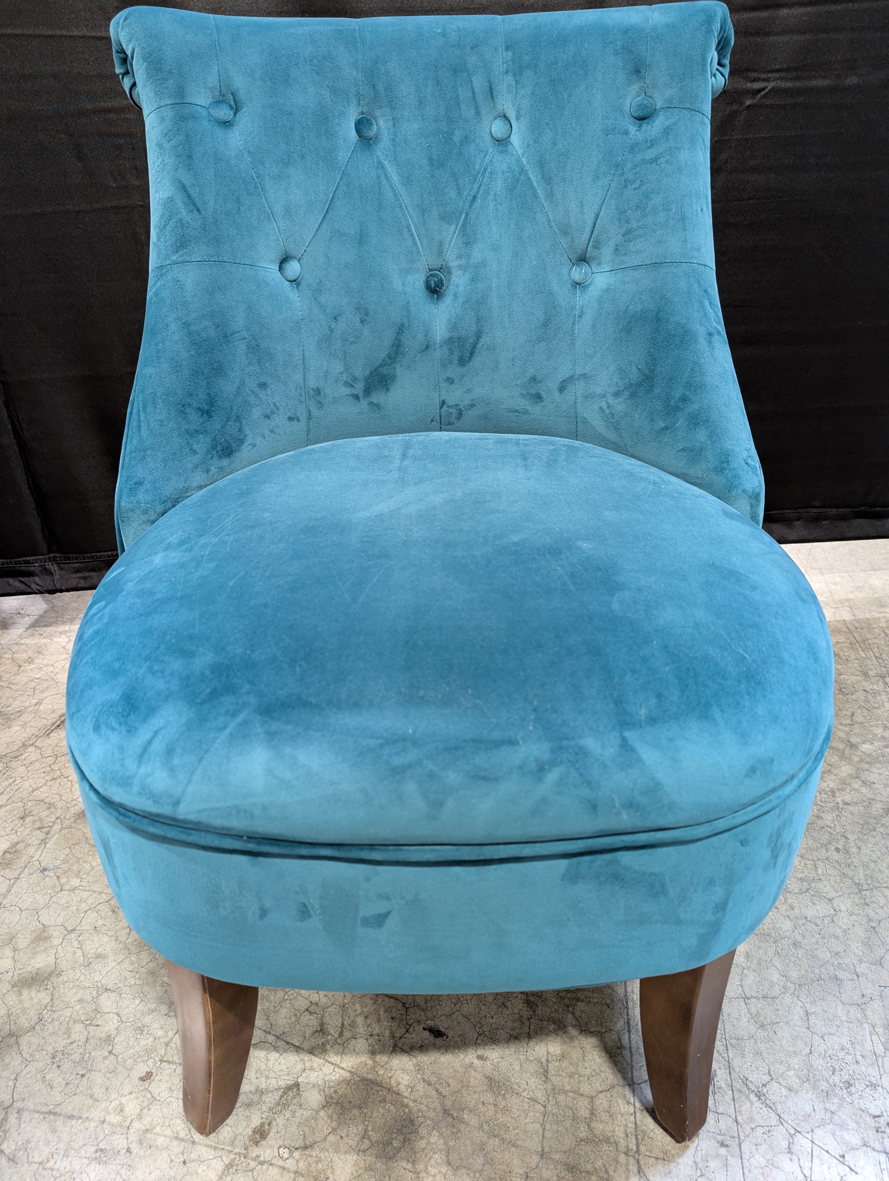 Teal Tufted Velvet Accent Chair