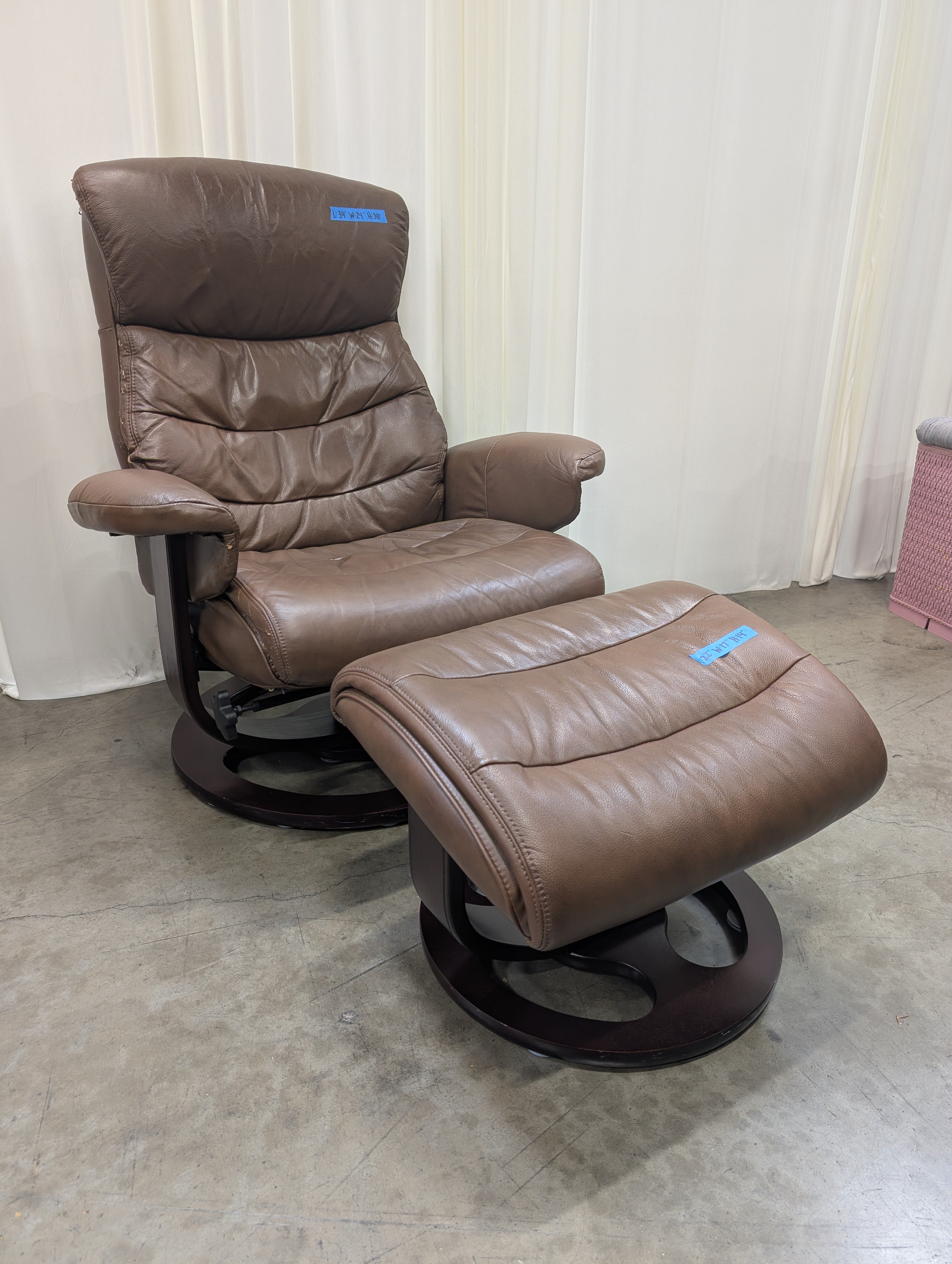 Chocolate Brown Leather Recliner with Padded Arms