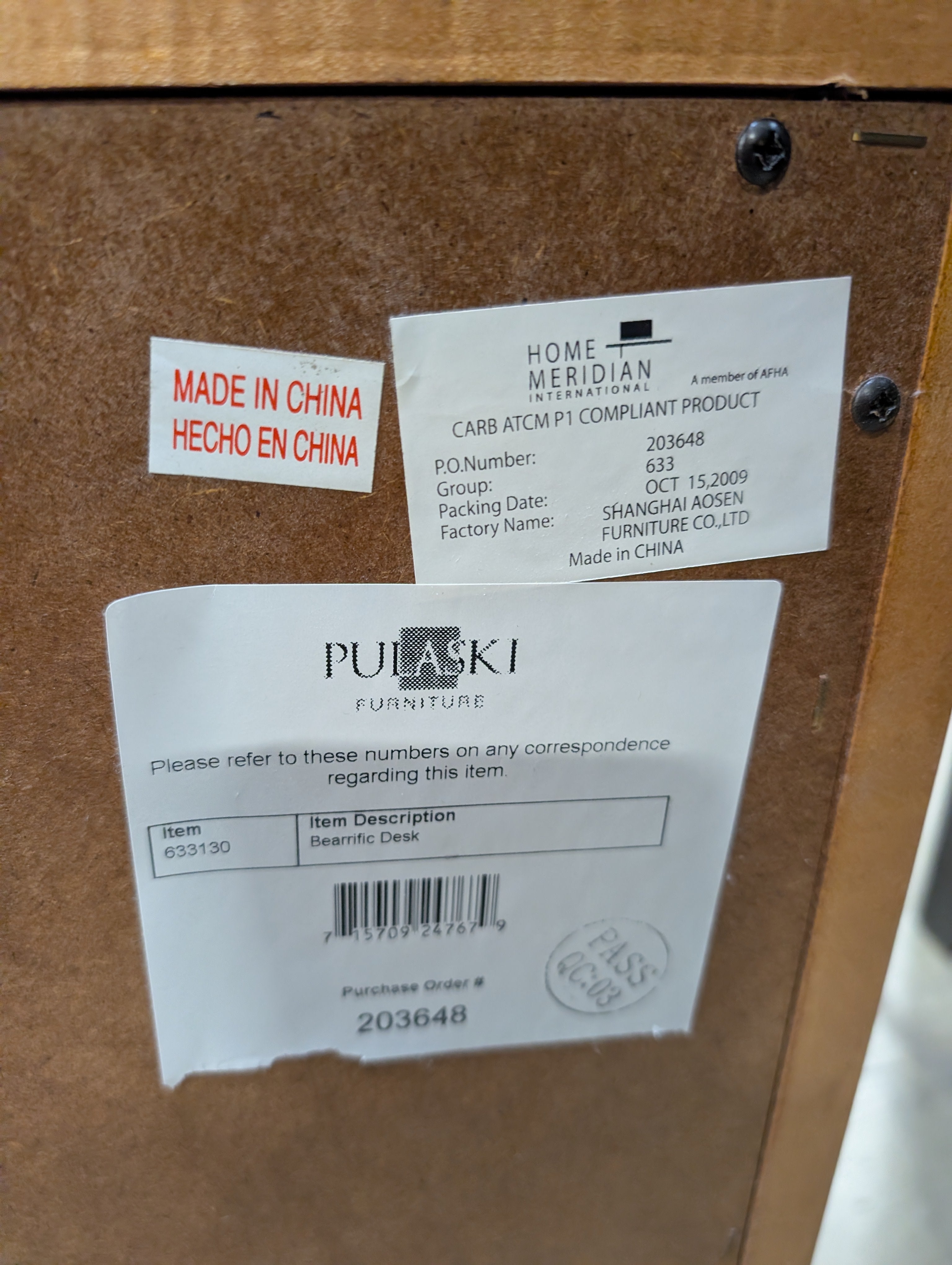 Pulaski Build a Bear Home collection Desk with Hutch